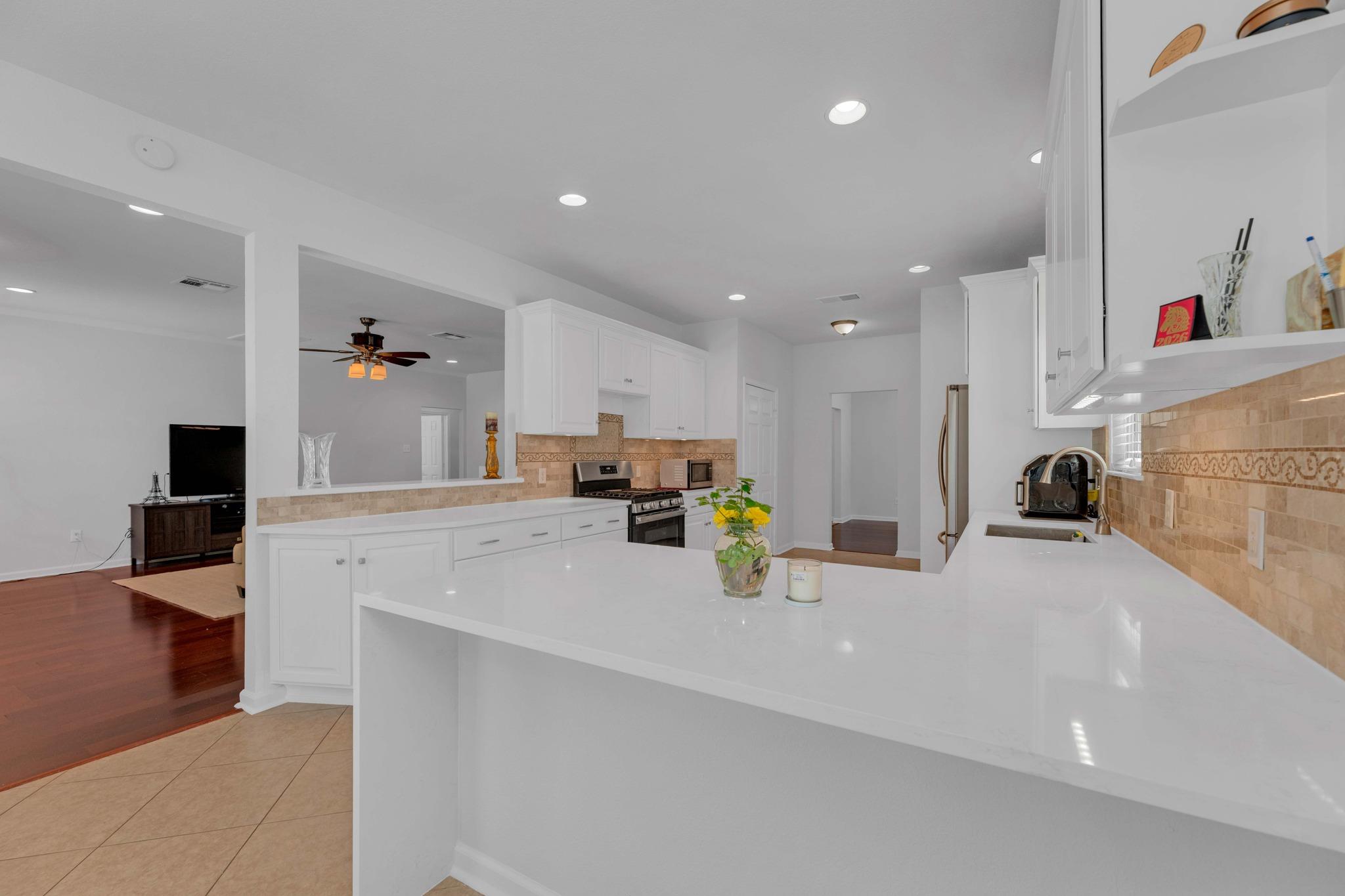 12528 Labrador Cv, Austin, TX 78729