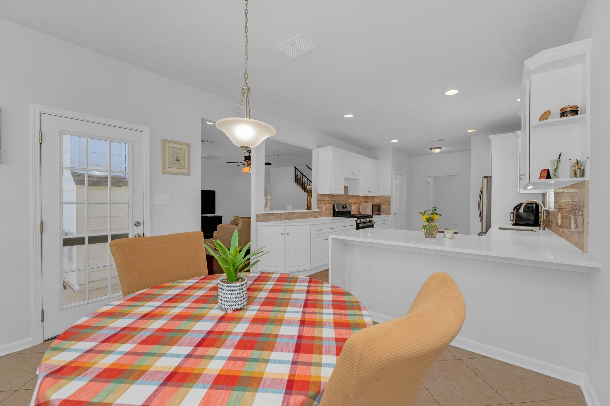 12528 Labrador Cv, Austin, TX 78729