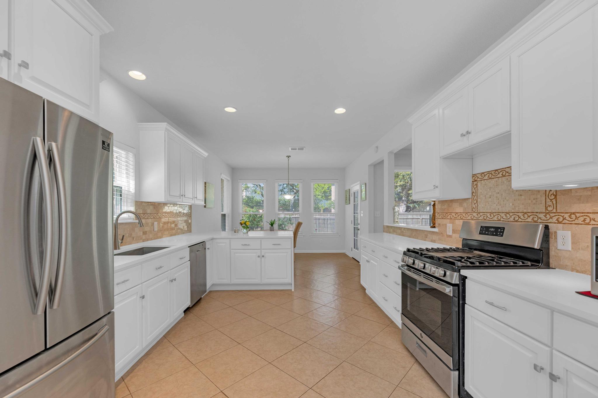 12528 Labrador Cv, Austin, TX 78729