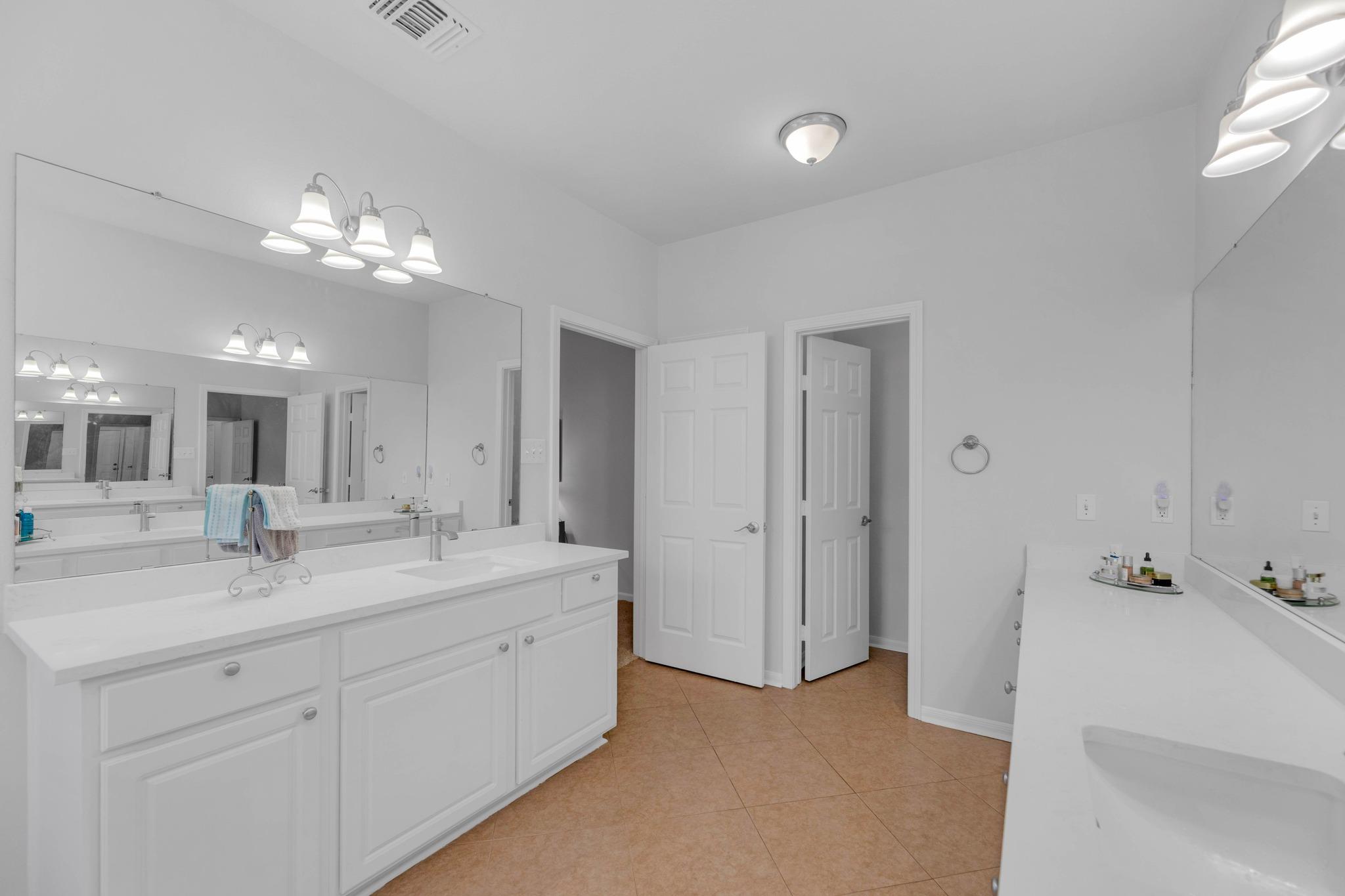 12528 Labrador Cv, Austin, TX 78729