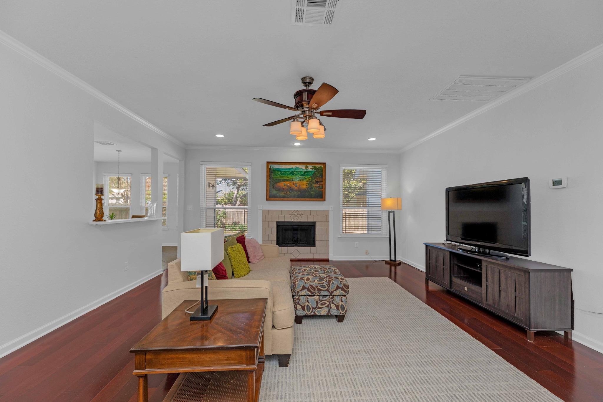 12528 Labrador Cv, Austin, TX 78729