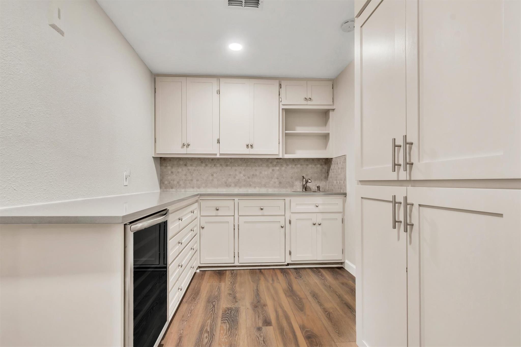 204 Mesa Dr, Georgetown, TX 78628