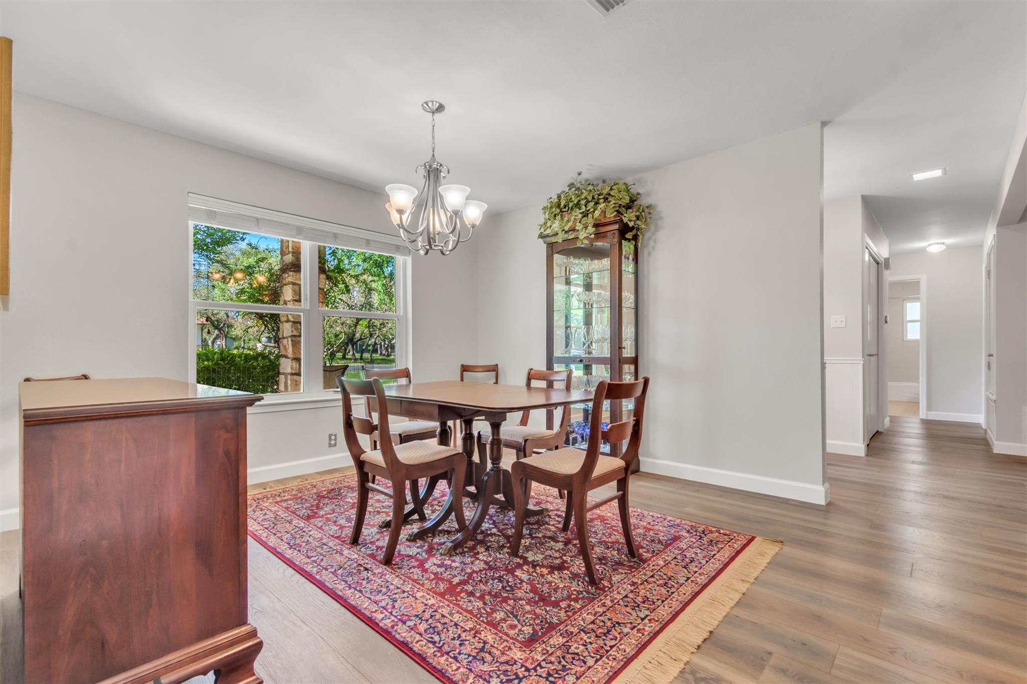 204 Mesa Dr, Georgetown, TX 78628