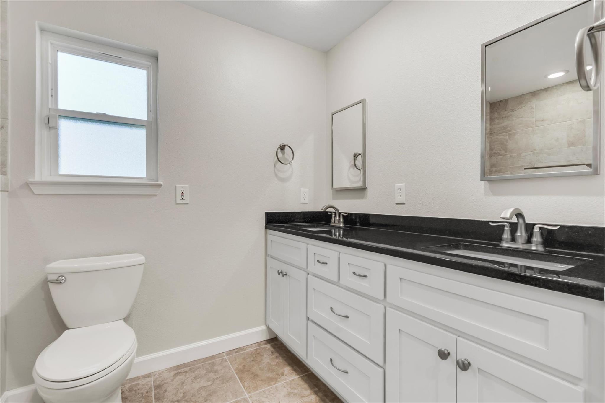 204 Mesa Dr, Georgetown, TX 78628