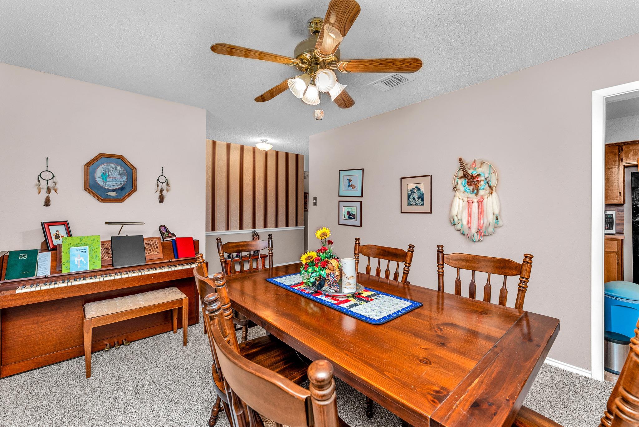 8104 Loralinda Dr, Austin, TX 78753