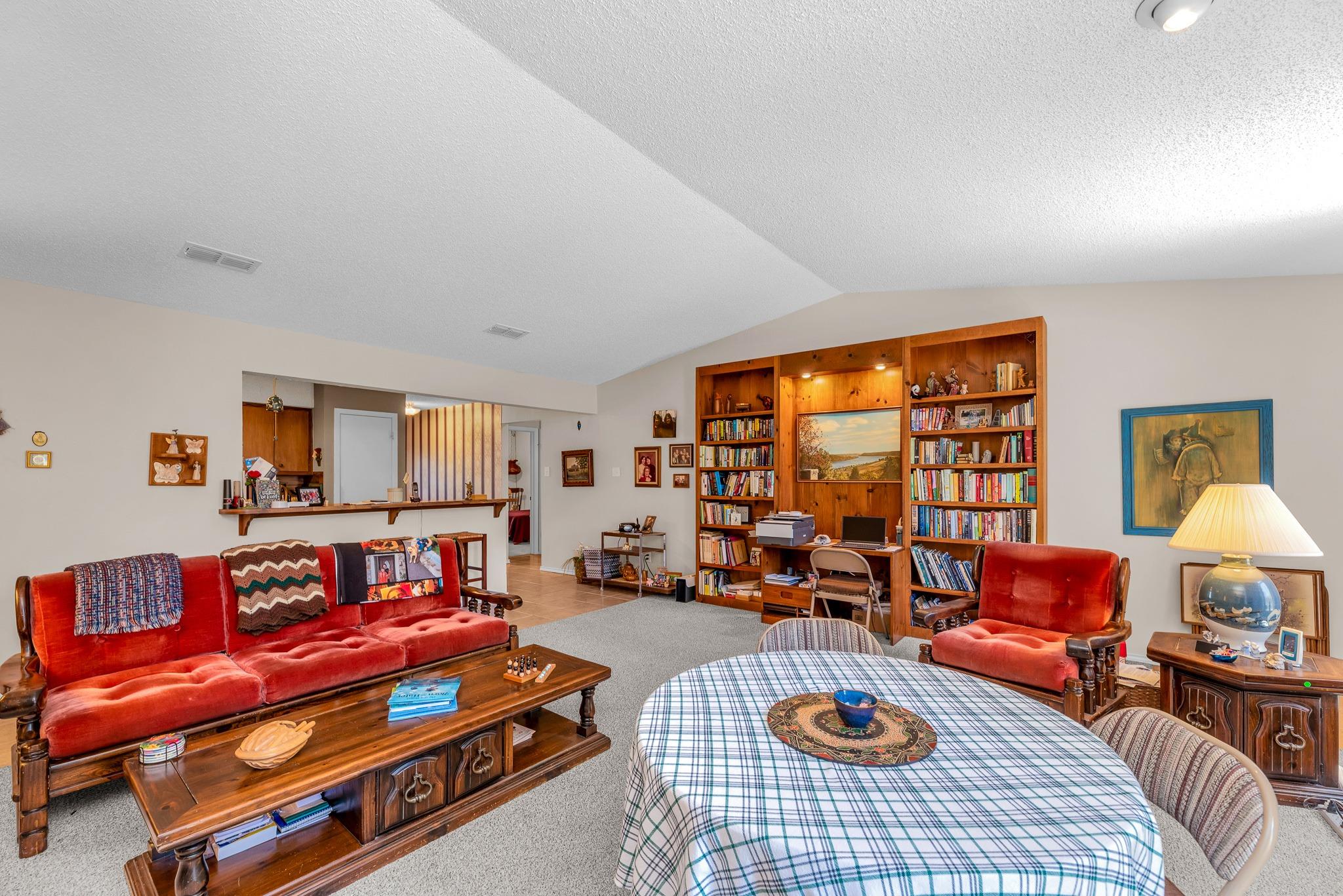 8104 Loralinda Dr, Austin, TX 78753