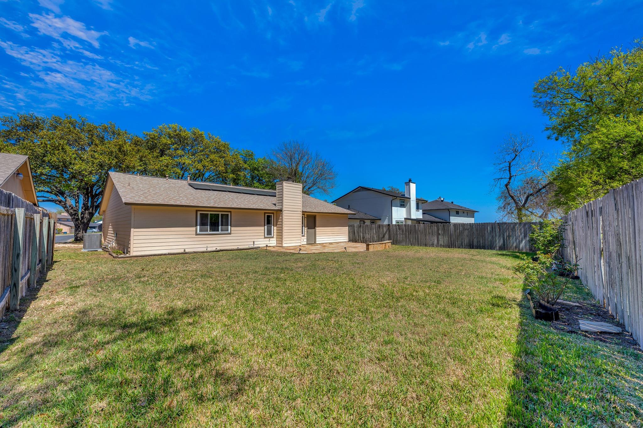 8104 Loralinda Dr, Austin, TX 78753