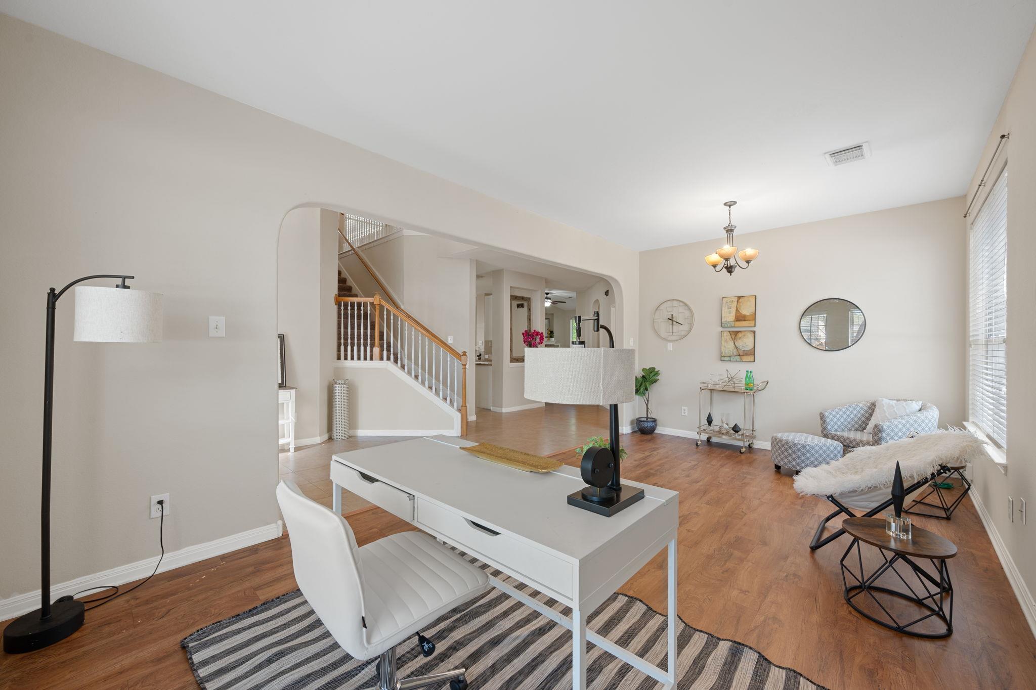 2054 Kimbrook Dr, Round Rock, TX 78681