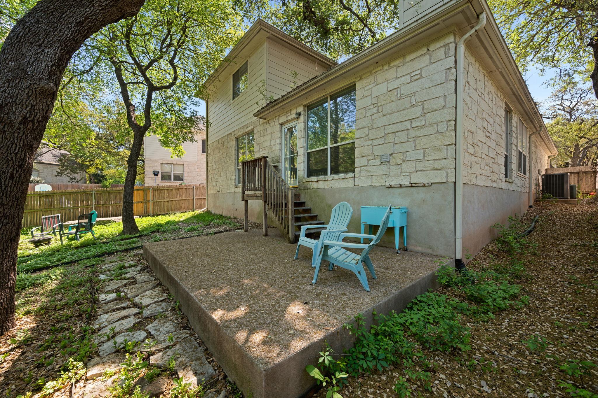 2054 Kimbrook Dr, Round Rock, TX 78681