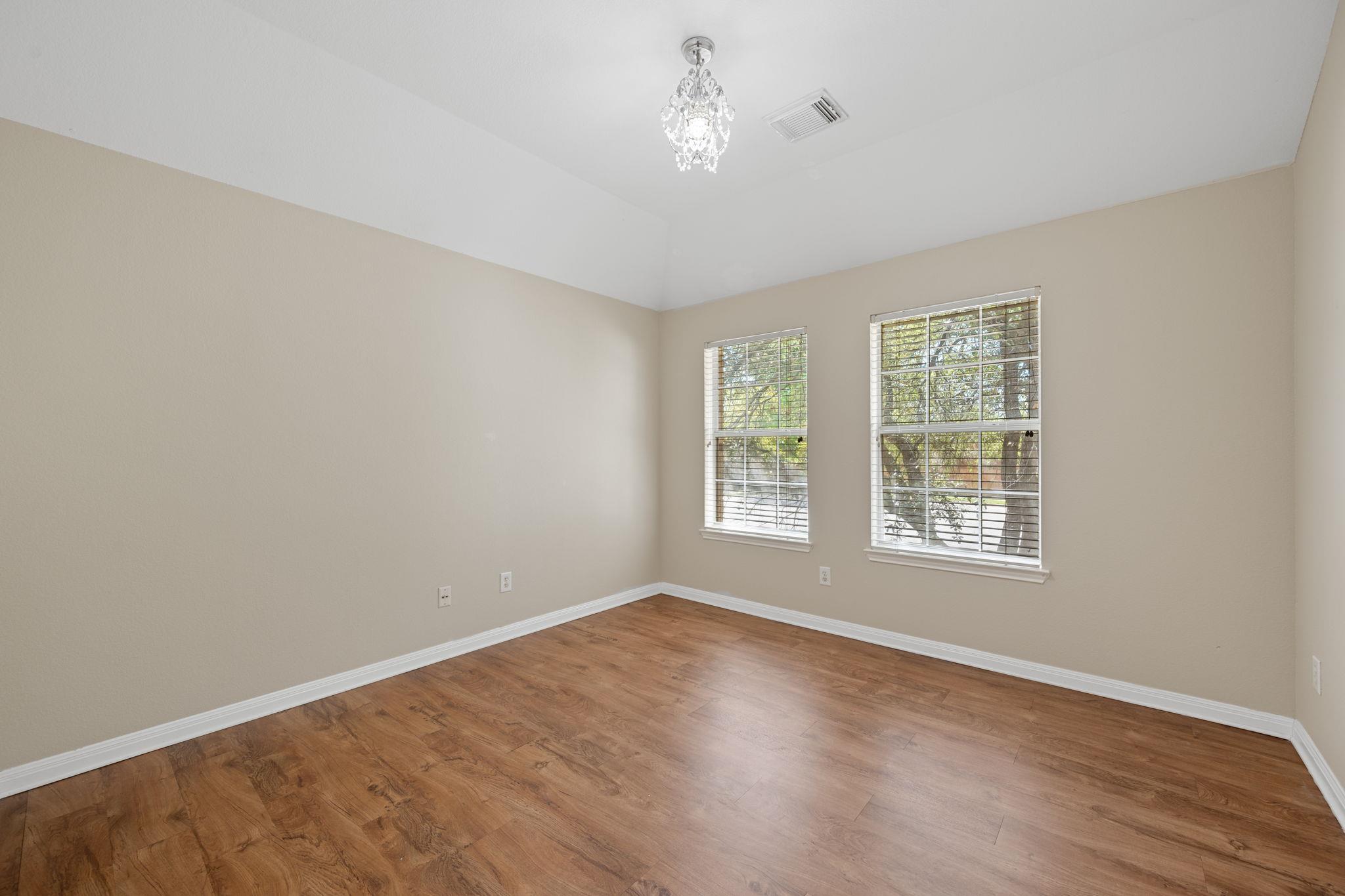 2054 Kimbrook Dr, Round Rock, TX 78681