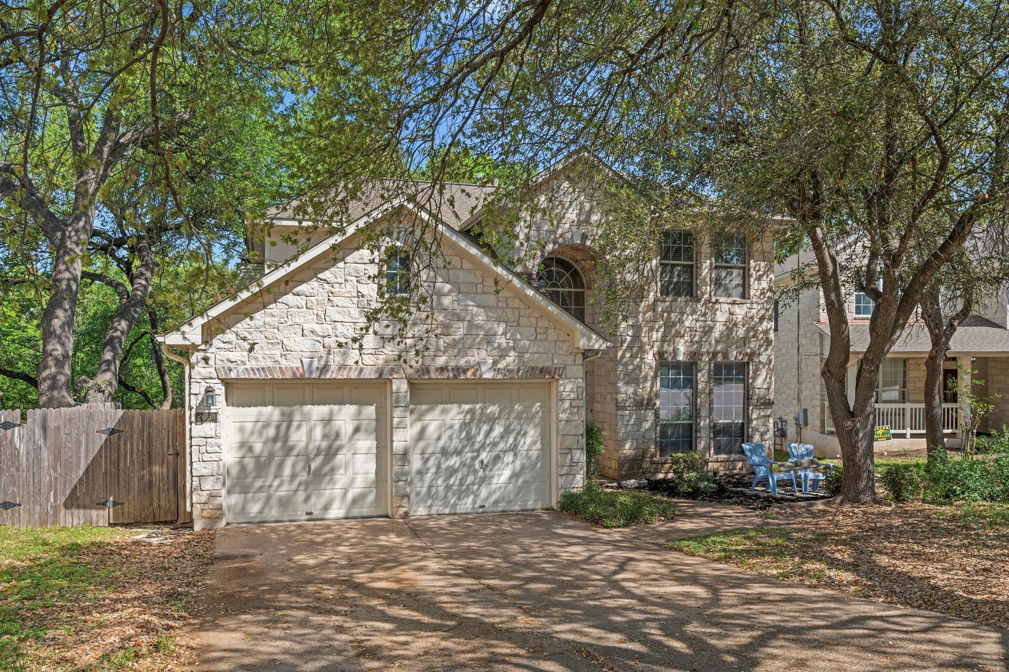 2054 Kimbrook Dr, Round Rock, TX 78681