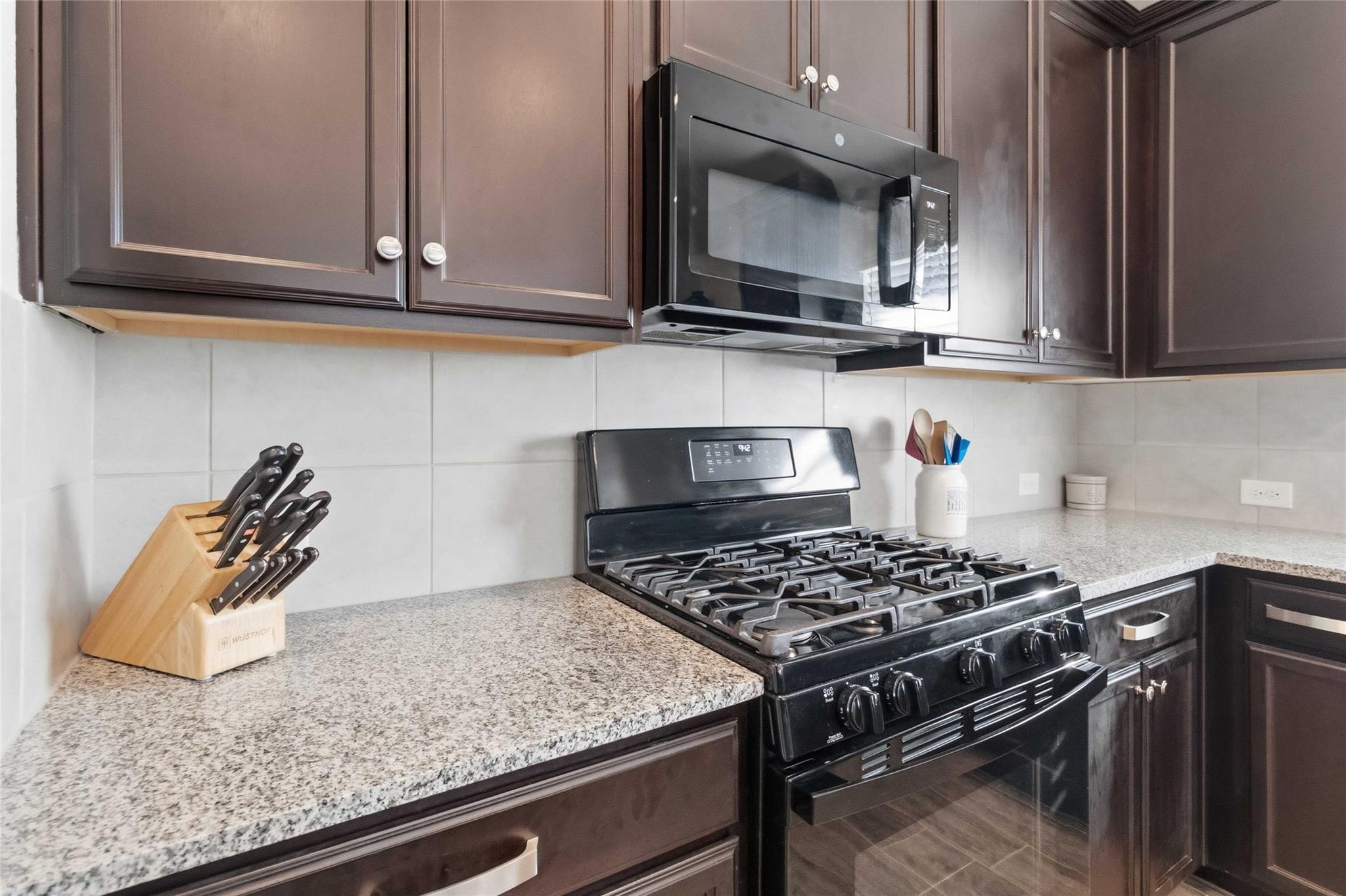 253 Sage Meadows Dr, San Marcos, TX 78666