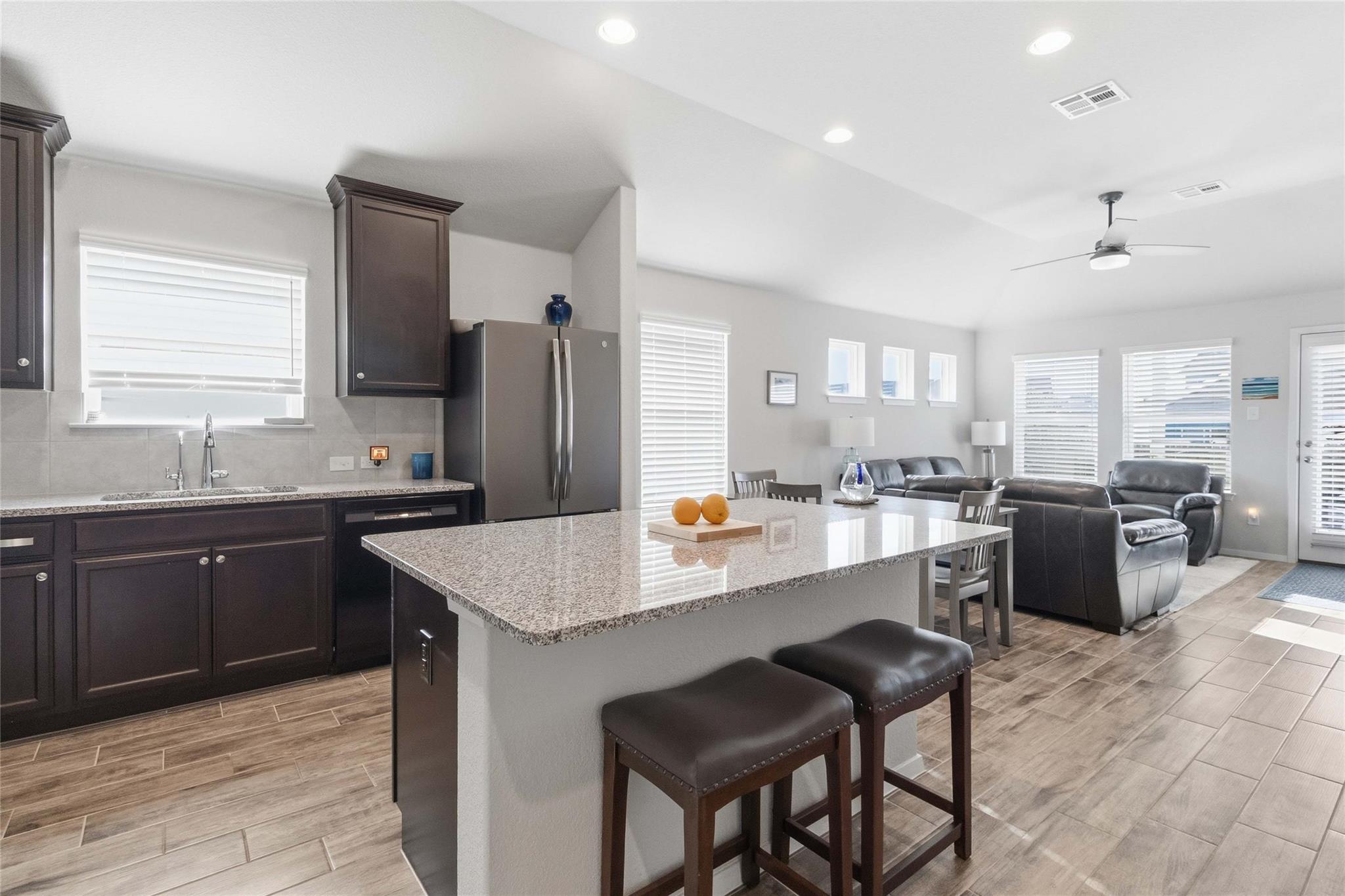 253 Sage Meadows Dr, San Marcos, TX 78666