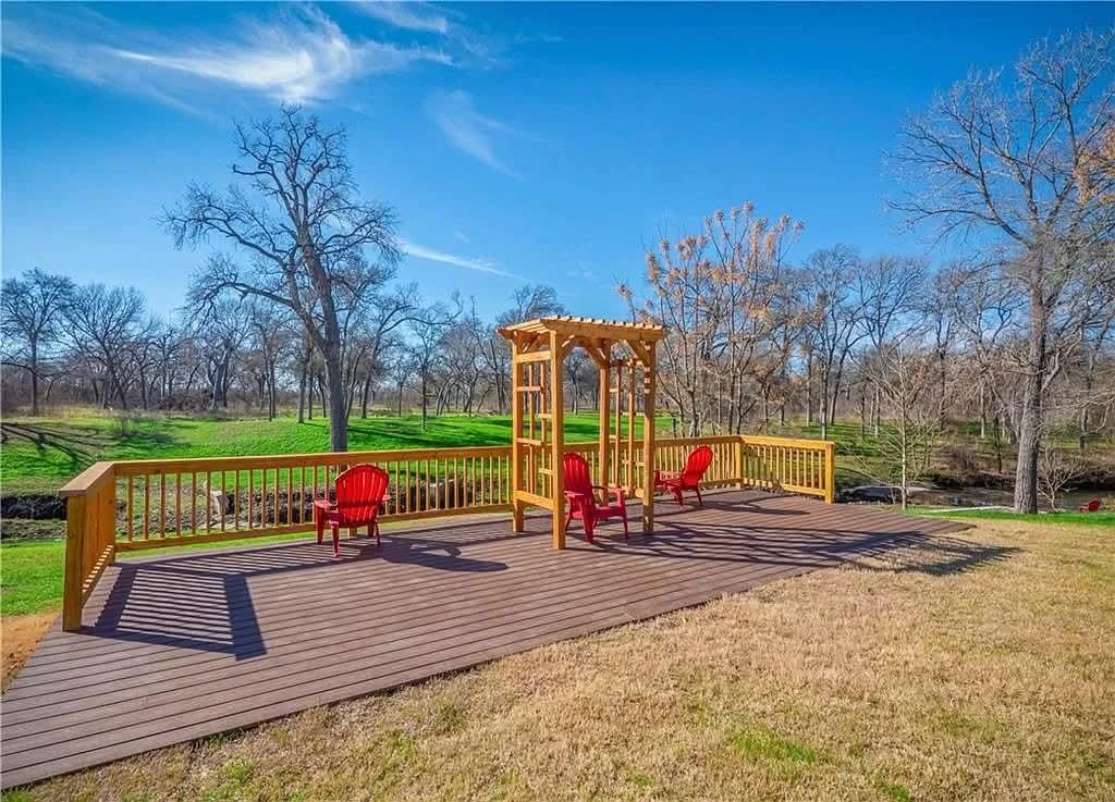 11900 Fm 1660, Hutto, TX 78634