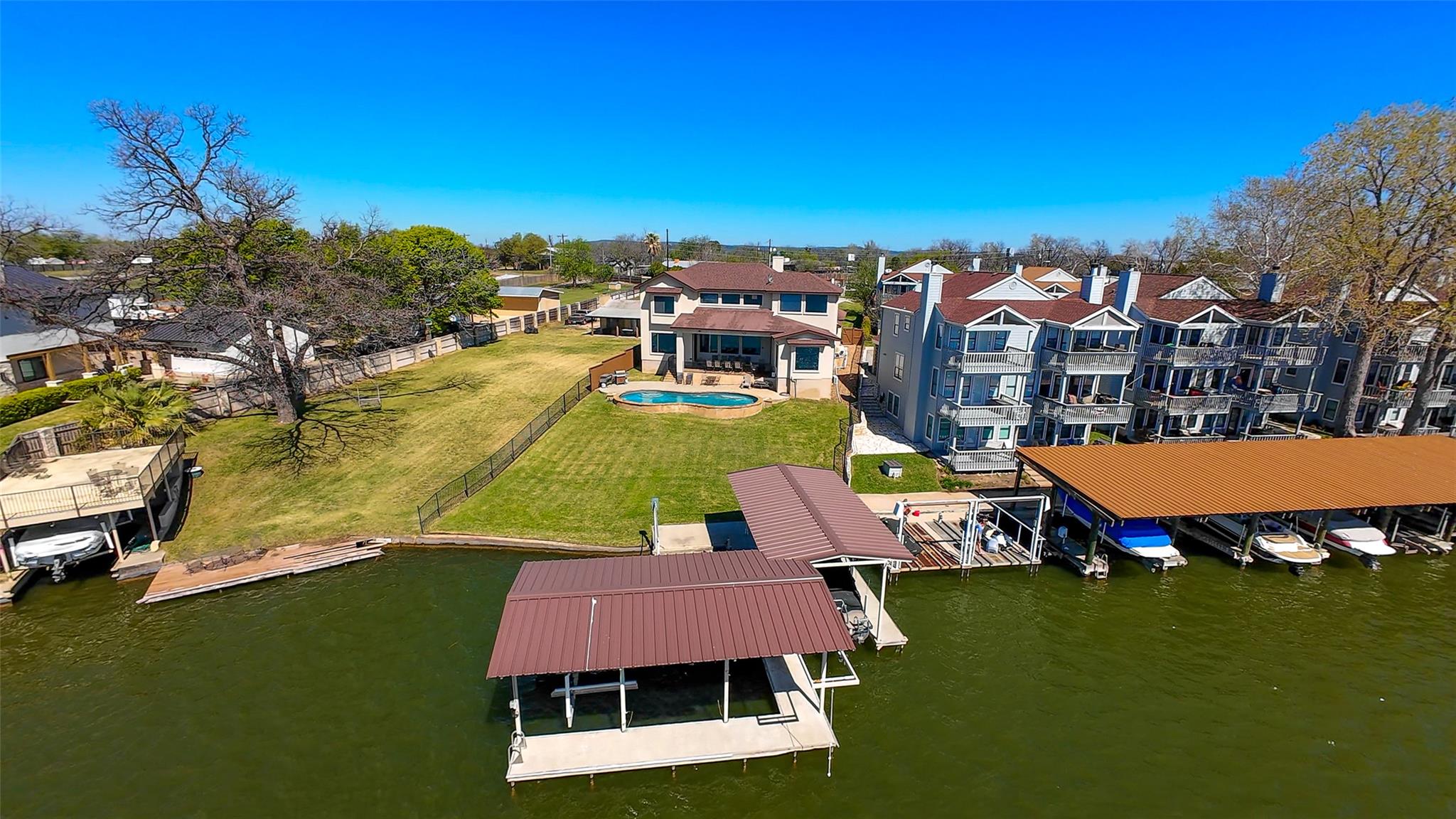 517 Reynolds St, Kingsland, TX 78639