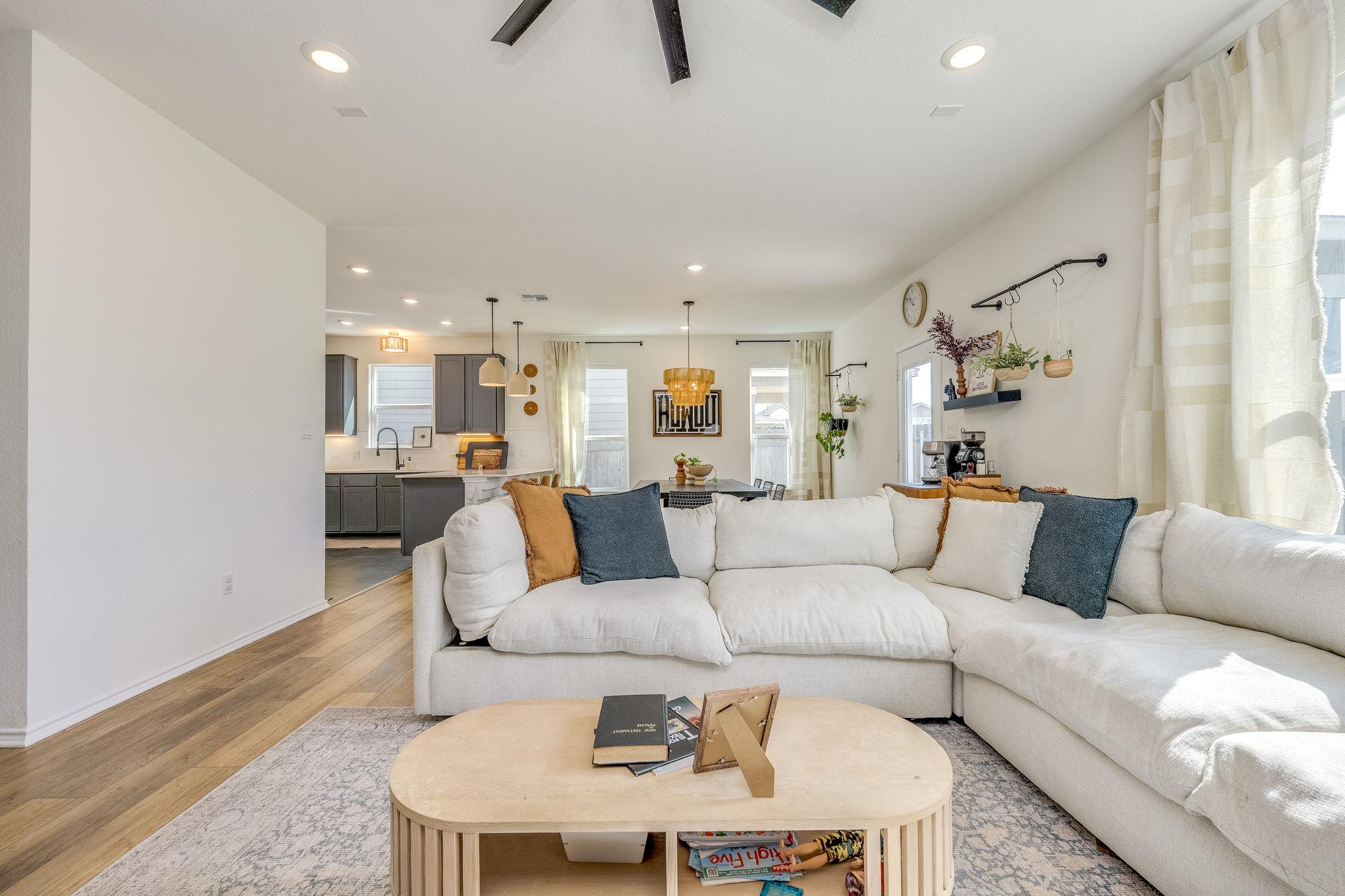 1130 Aronia Ln, Georgetown, TX 78626