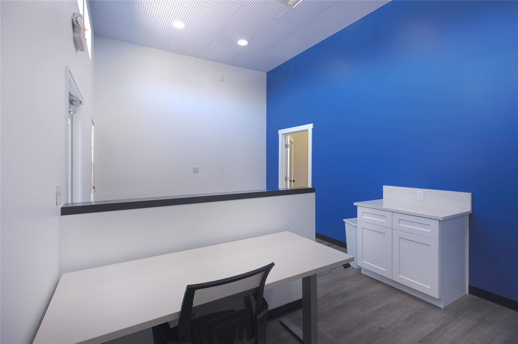 2501 S Bagdad Rd # Unit B, Leander, TX 78641