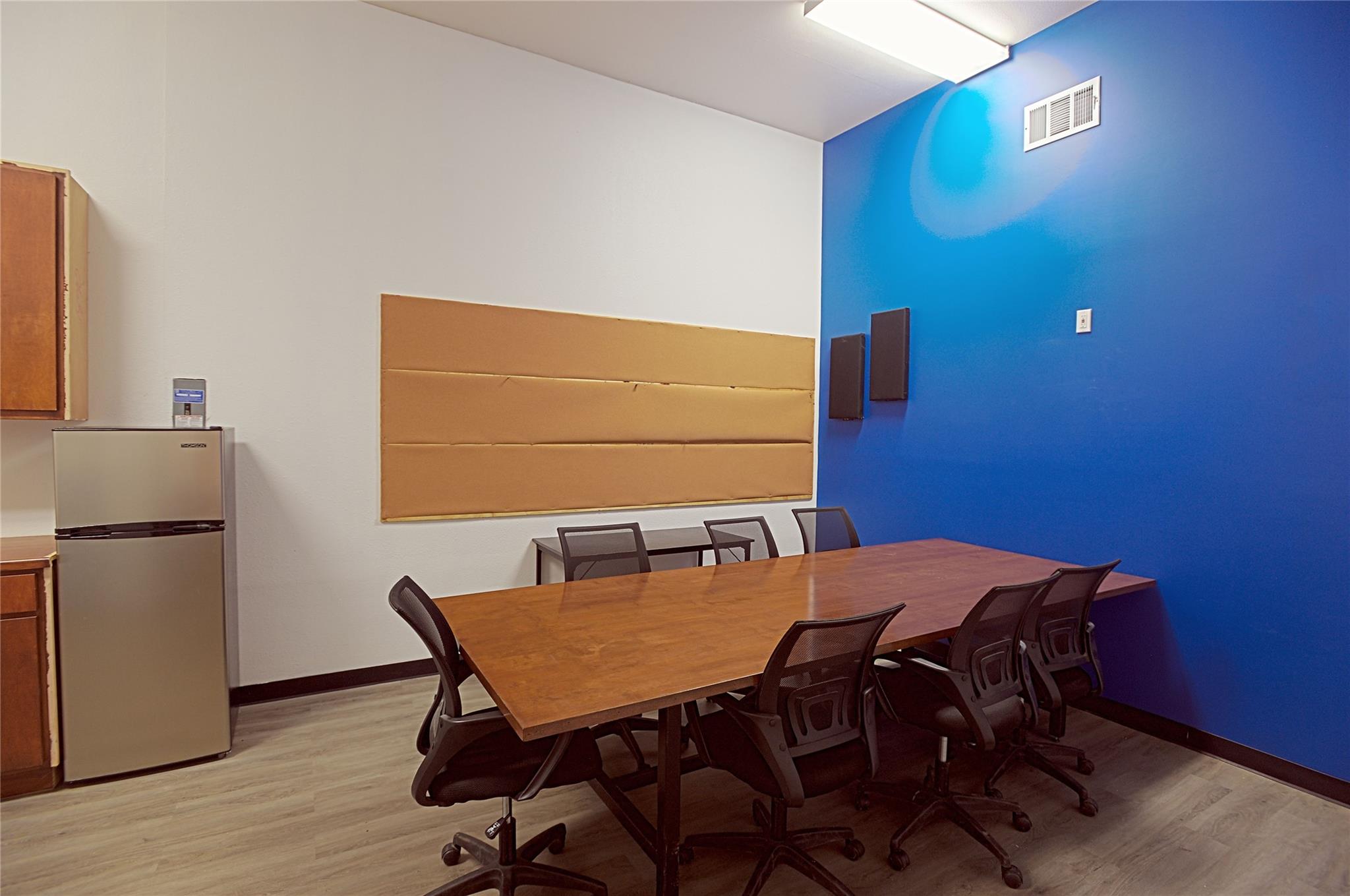 2501 S Bagdad Rd # Unit B, Leander, TX 78641