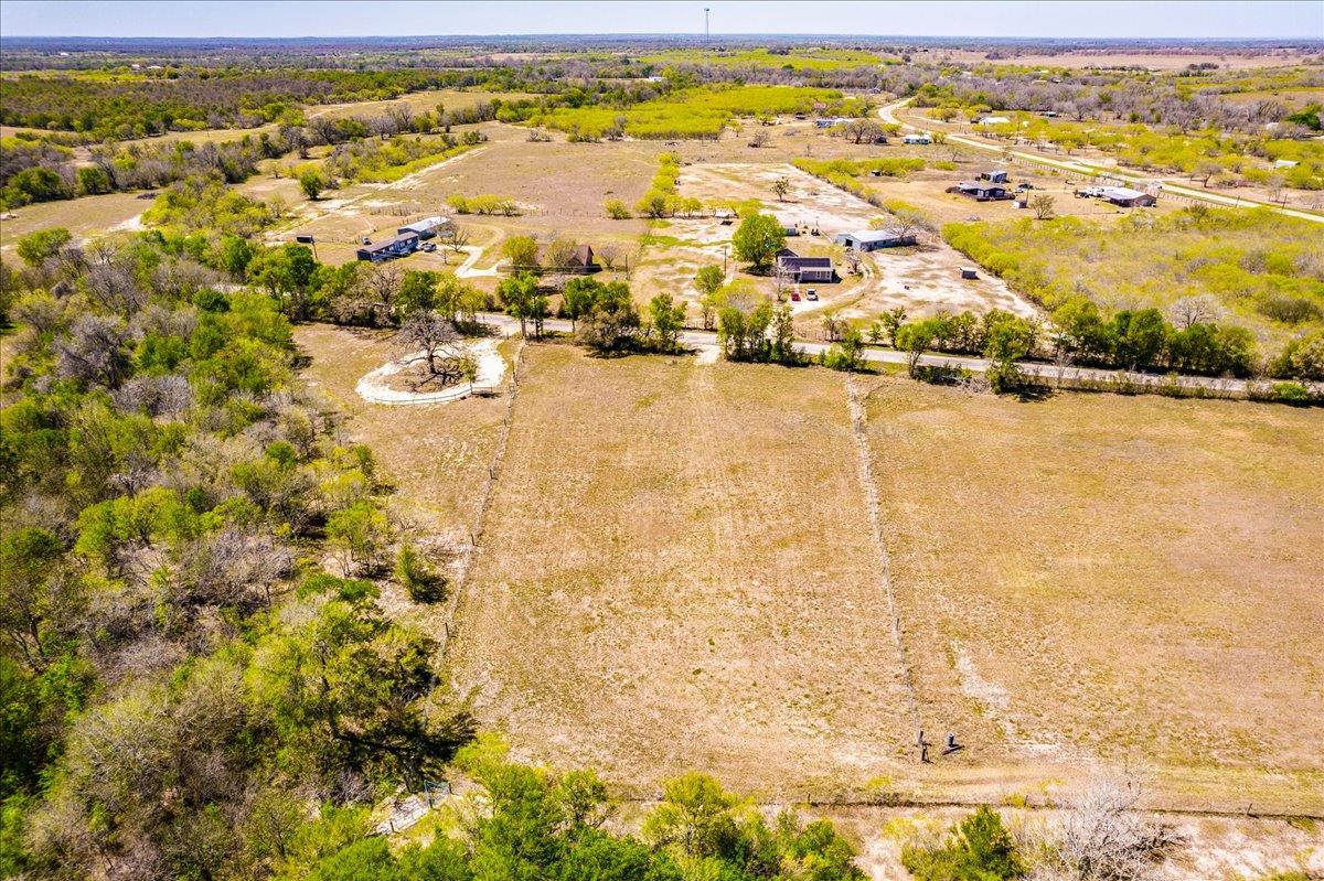 169 Sand Hill Rd, Dale, TX 78616