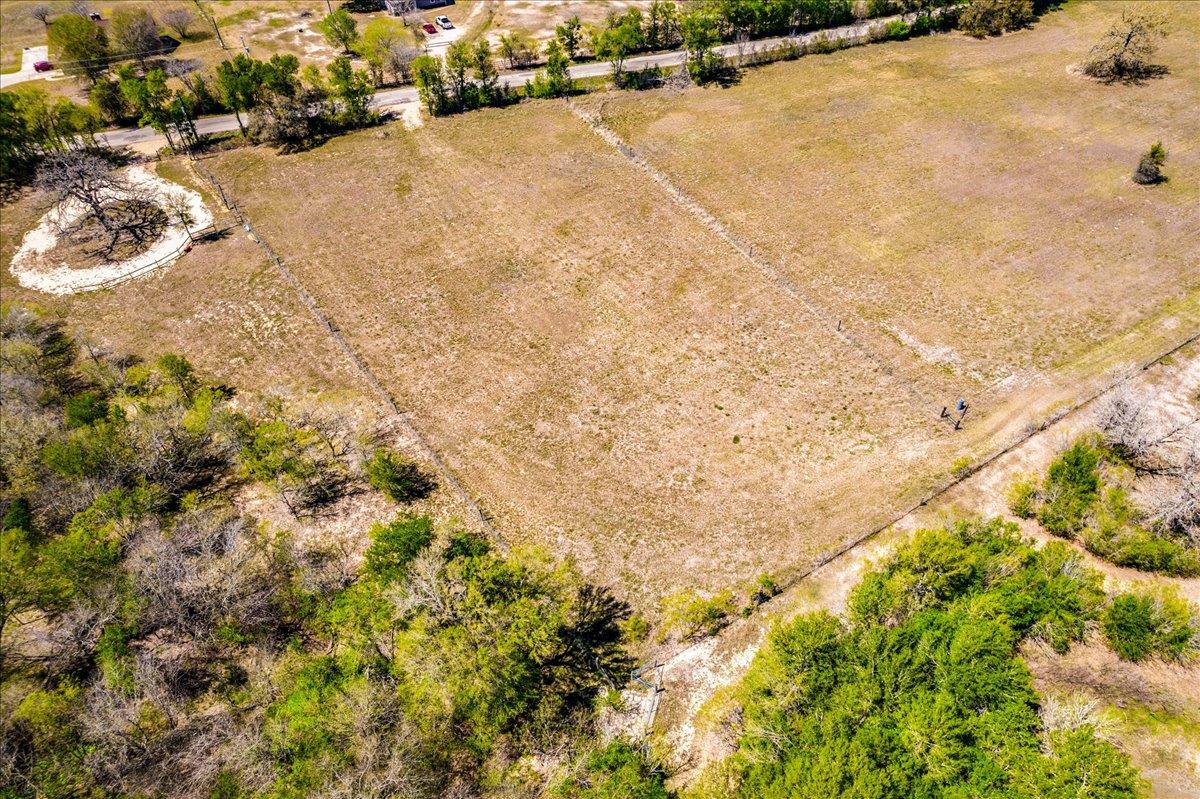 169 Sand Hill Rd, Dale, TX 78616