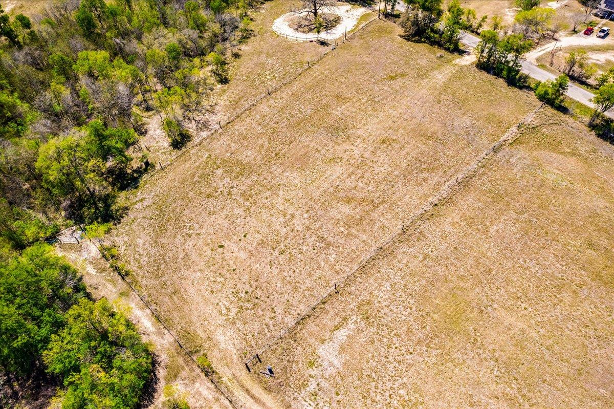 169 Sand Hill Rd, Dale, TX 78616