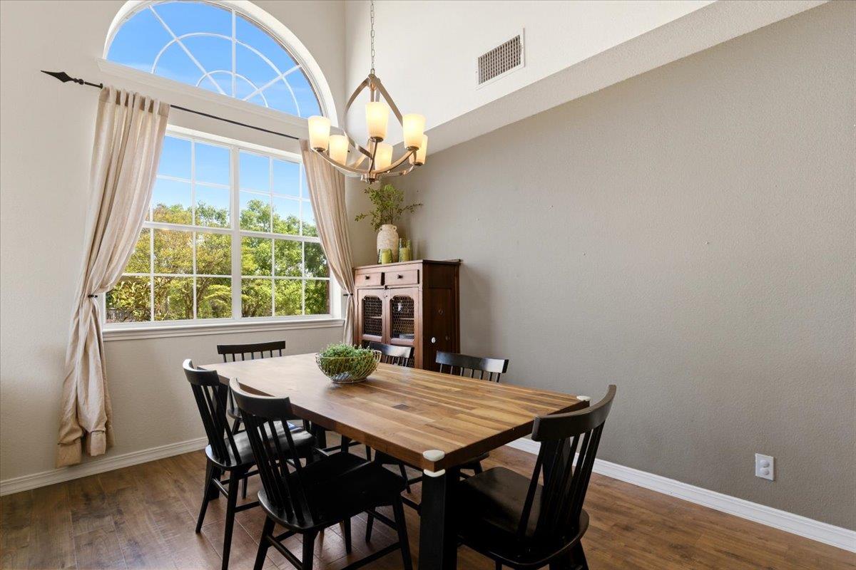 16839 Luckenwald Dr, Round Rock, TX 78681