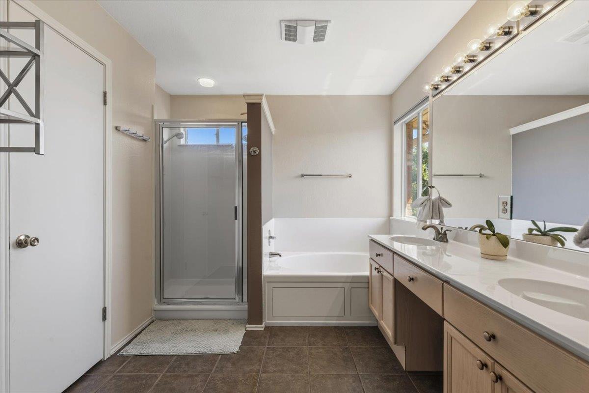 16839 Luckenwald Dr, Round Rock, TX 78681