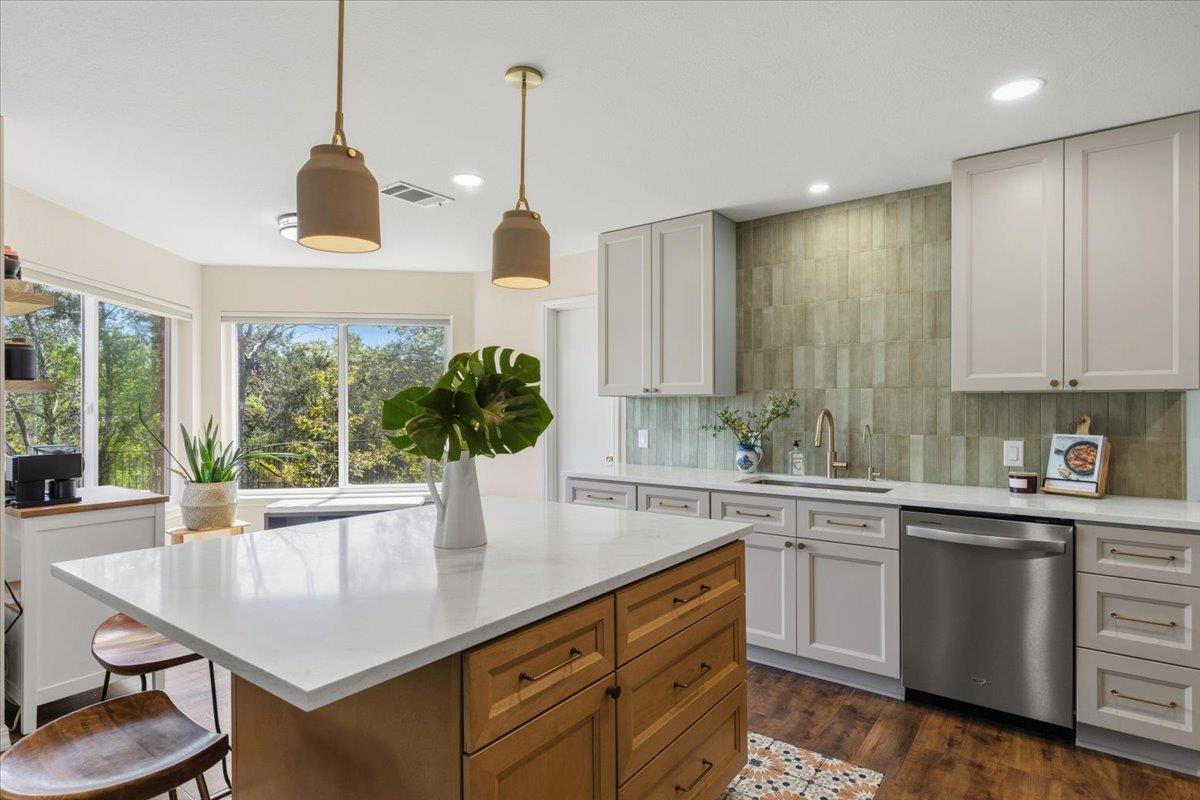 16839 Luckenwald Dr, Round Rock, TX 78681