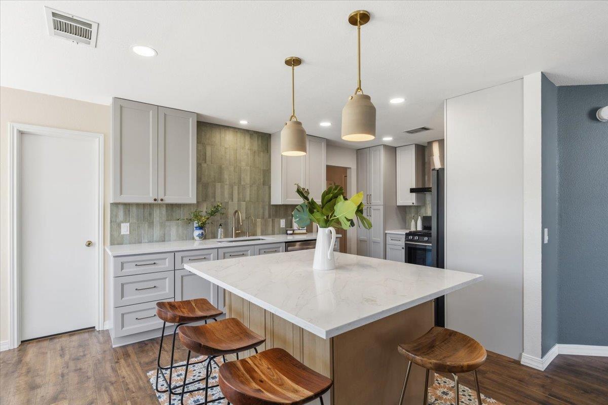 16839 Luckenwald Dr, Round Rock, TX 78681