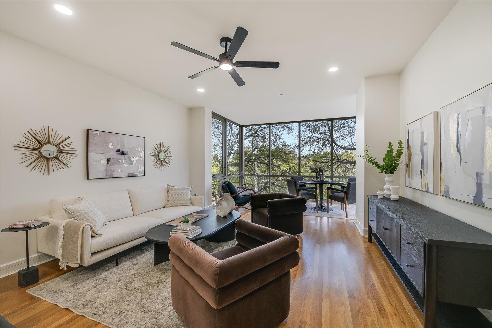 901 W 9th St # 203, Austin, TX 78703