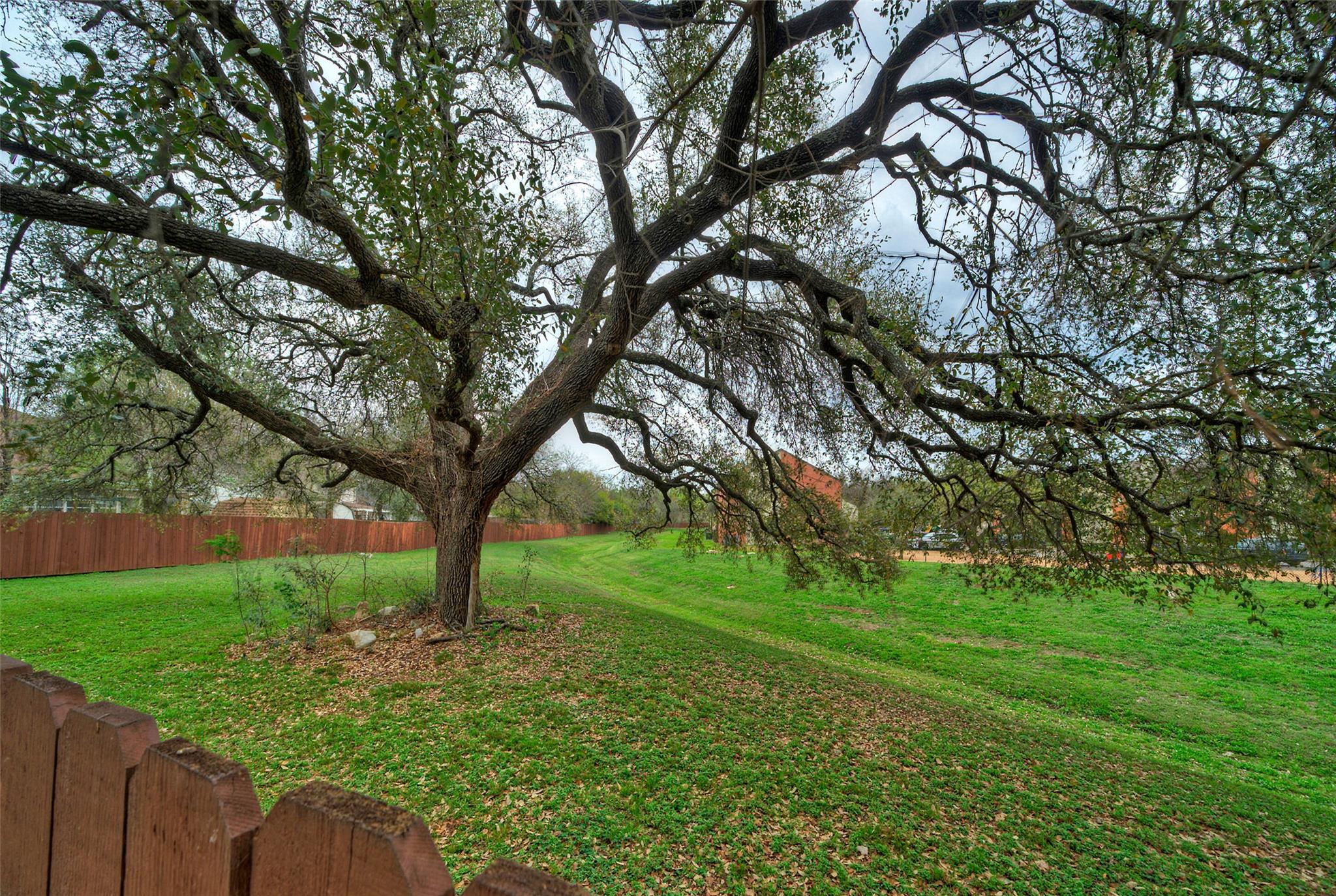 8105 Elkhorn Mountain Trl, Austin, TX 78729