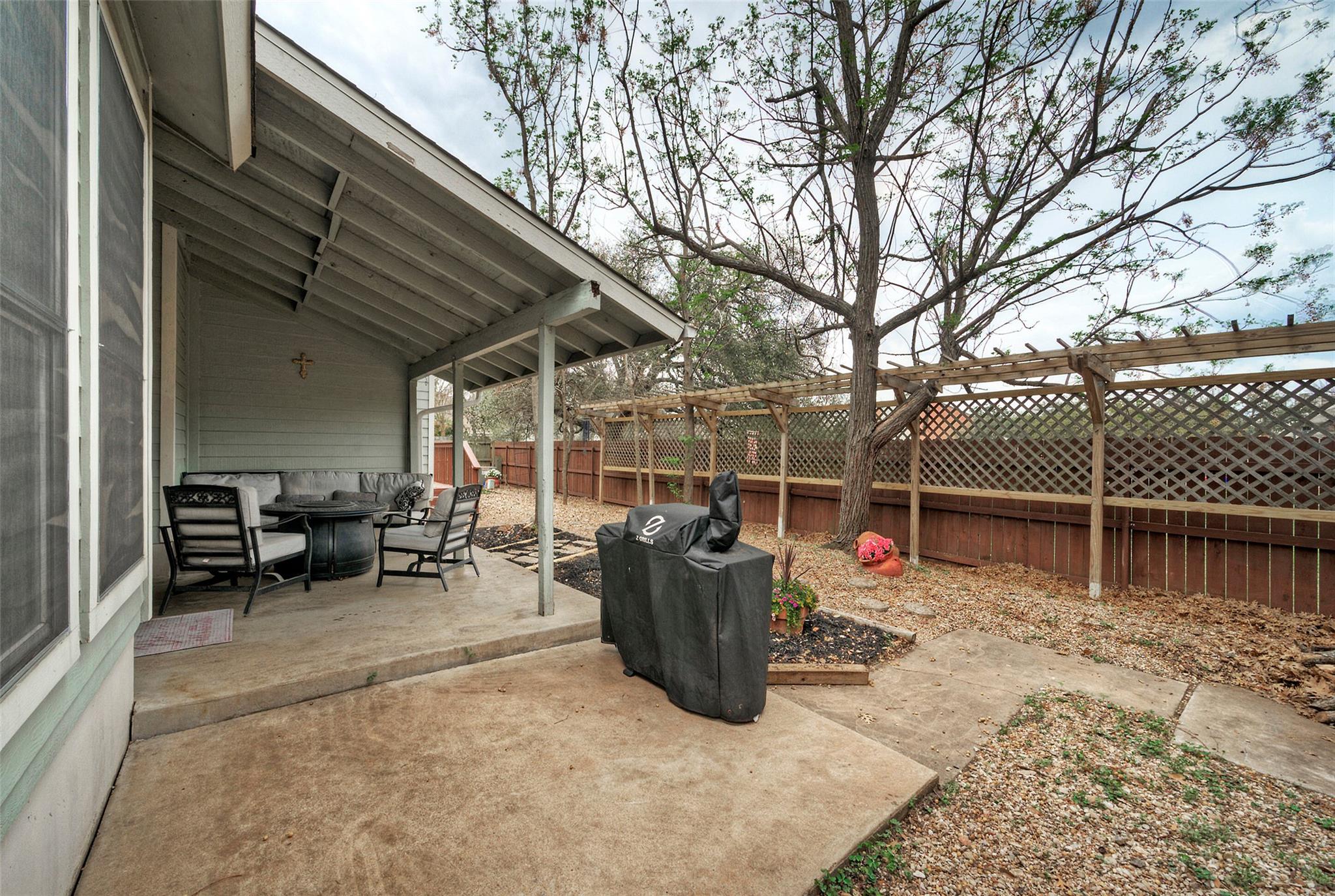 8105 Elkhorn Mountain Trl, Austin, TX 78729