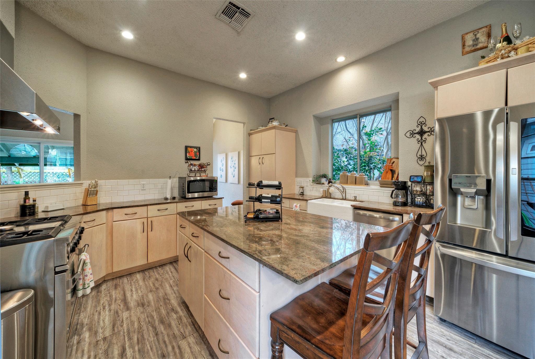 8105 Elkhorn Mountain Trl, Austin, TX 78729