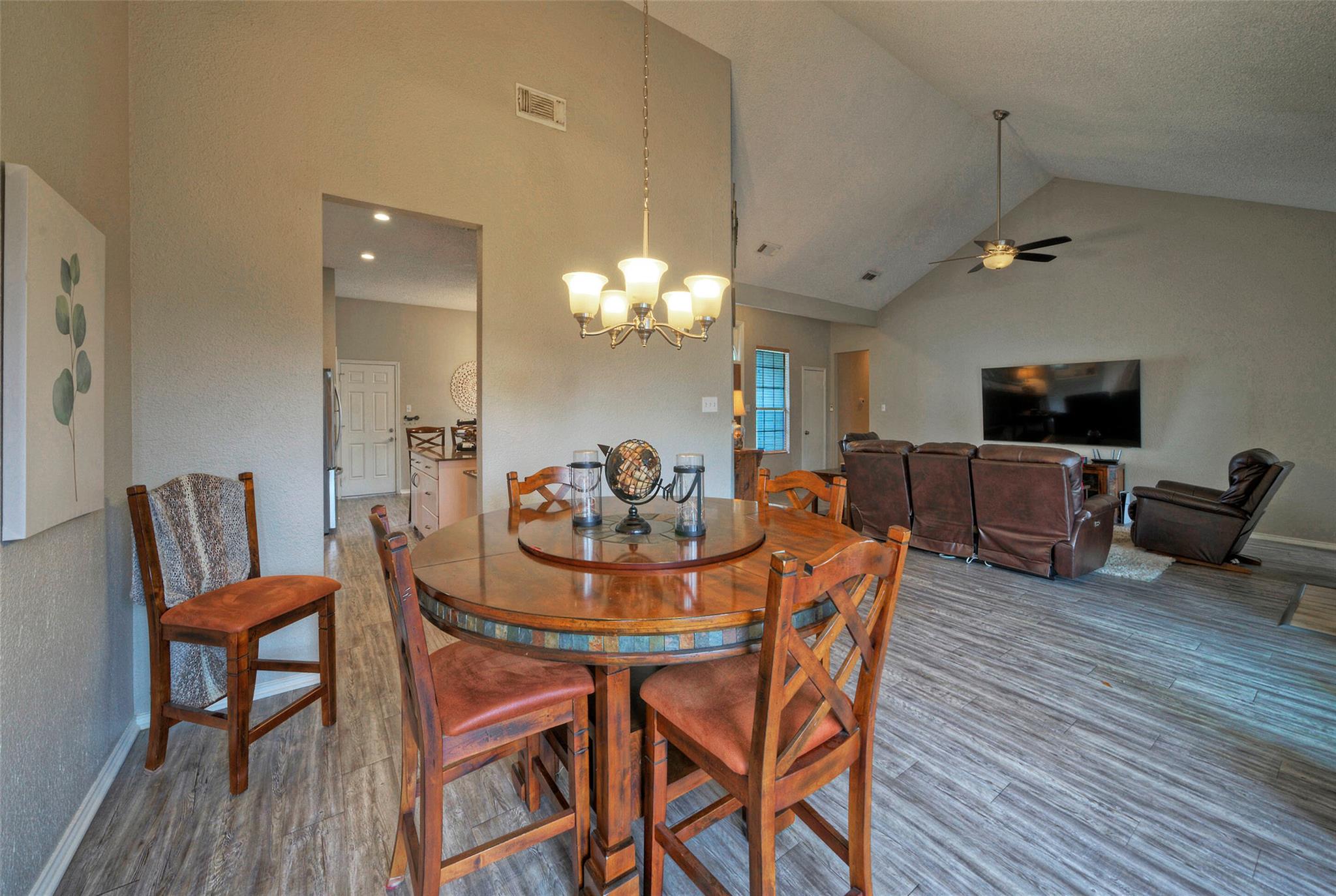 8105 Elkhorn Mountain Trl, Austin, TX 78729