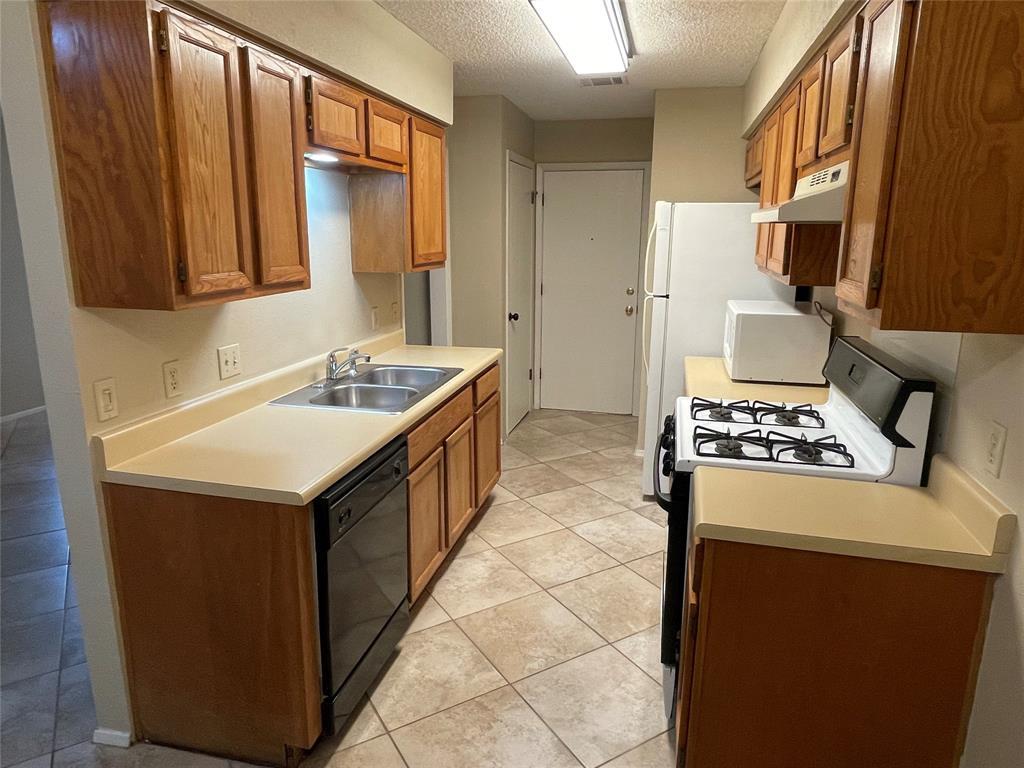 3601 Leafield Dr # B, Austin, TX 78749