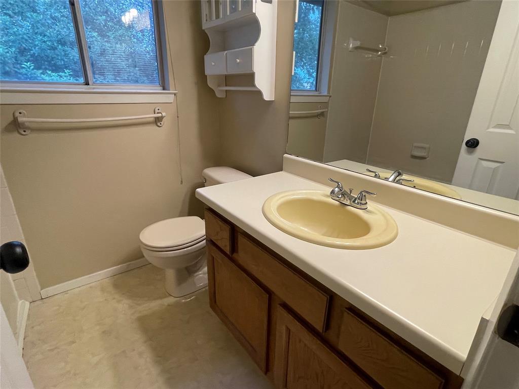 3601 Leafield Dr # B, Austin, TX 78749