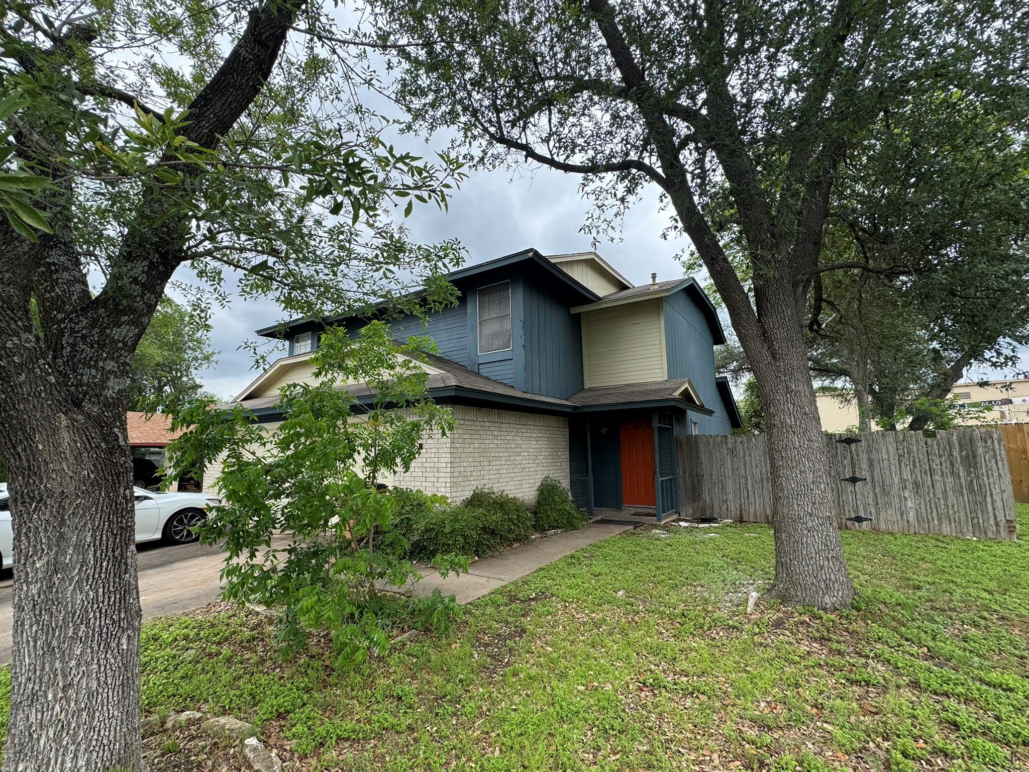 3601 Leafield Dr # B, Austin, TX 78749