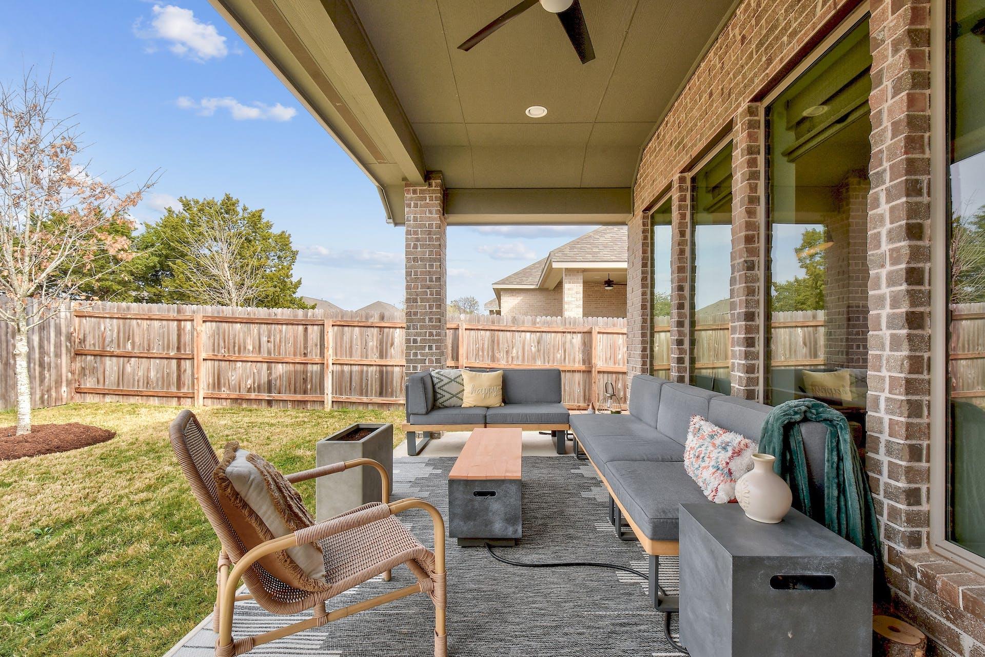 417 Francis Lottie Dr, Buda, TX 78610