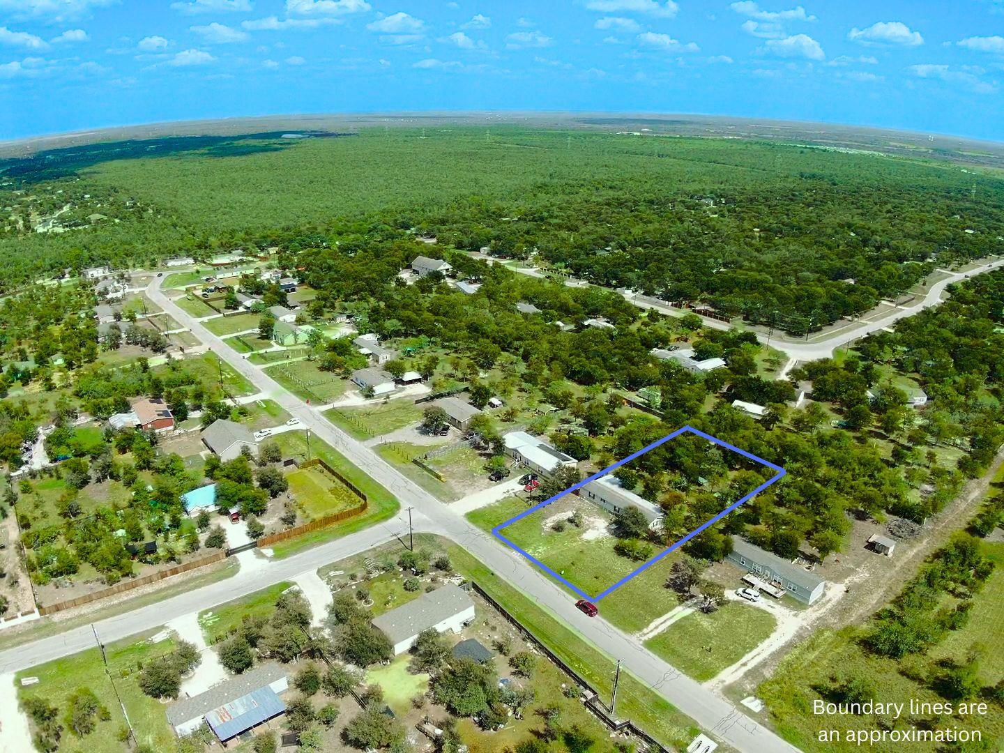 153 Tesoro Way, Del Valle, TX 78617