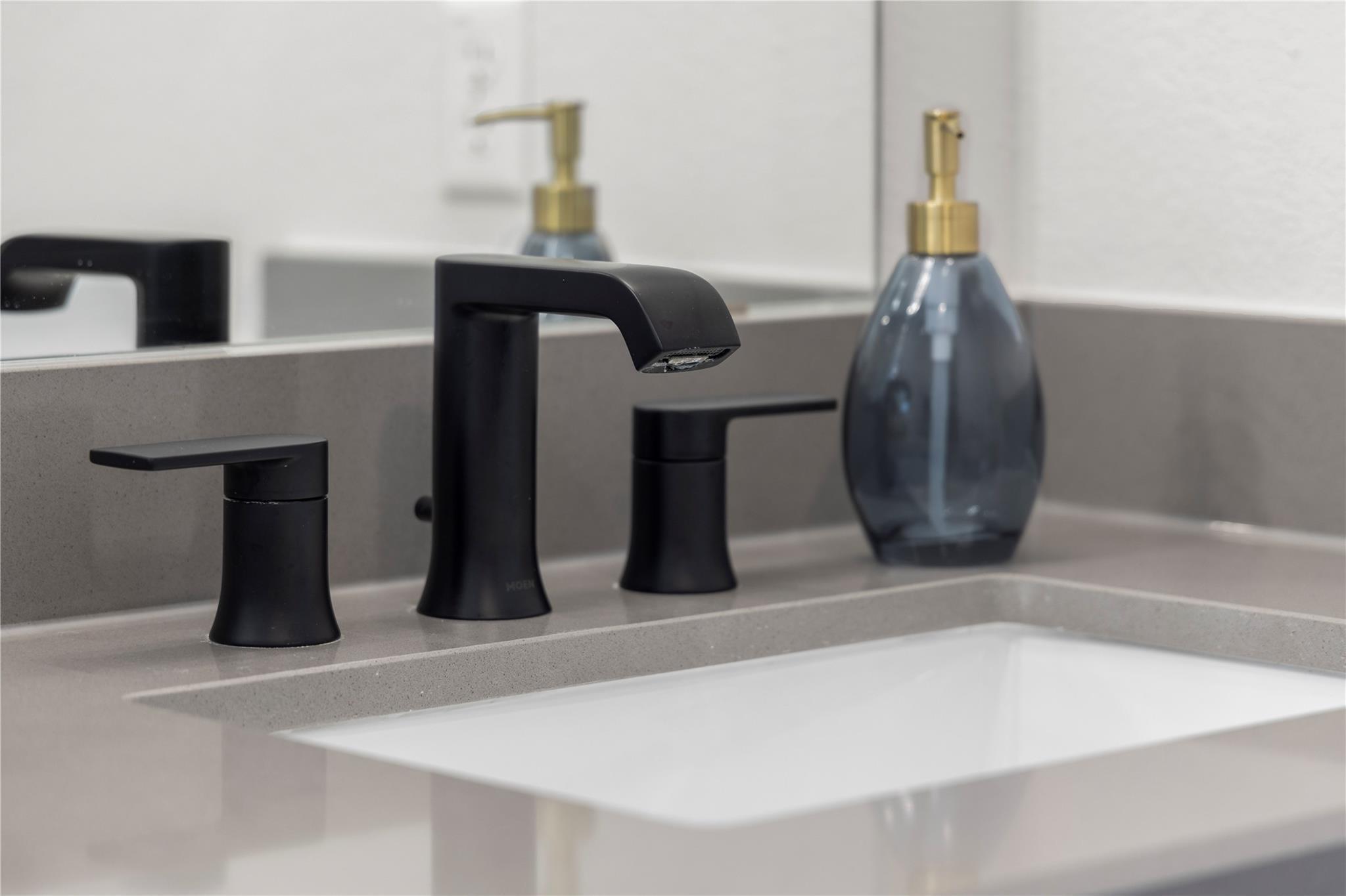 1128 Villa Rialto Vw, Leander, TX 78641