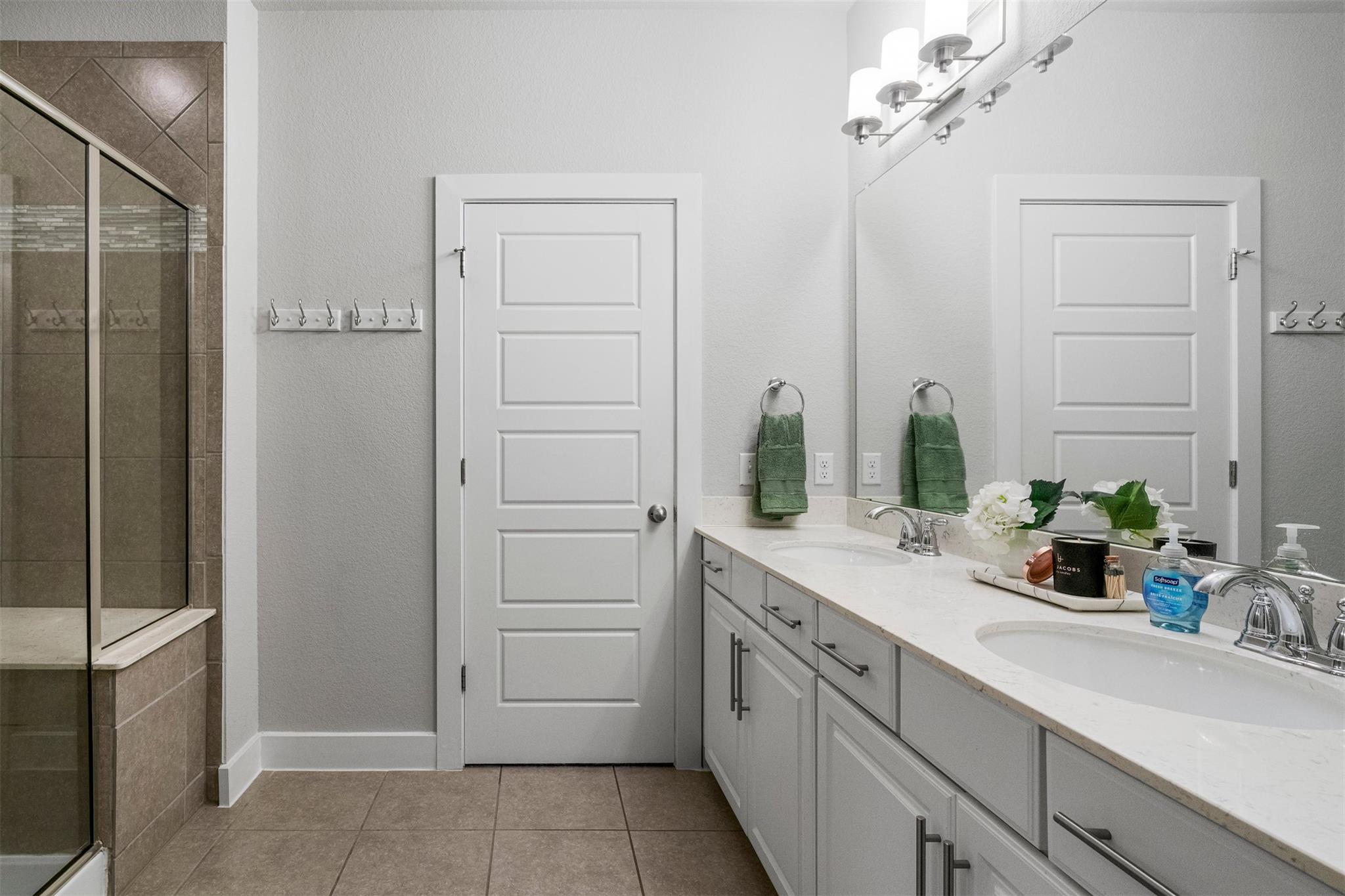 207 Bridgeford Dr # 16, Austin, TX 78745