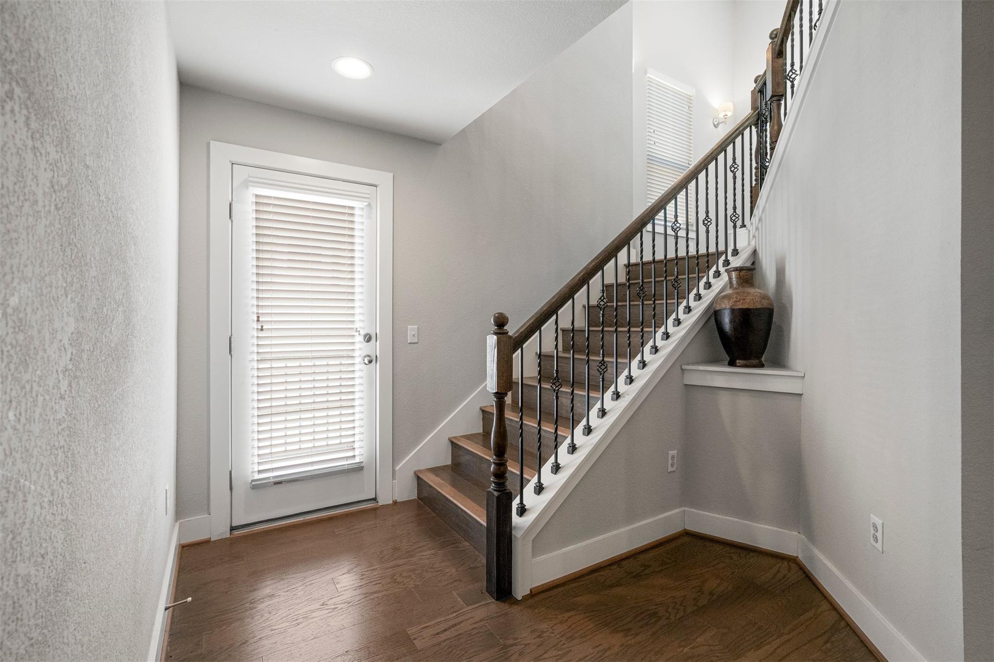 207 Bridgeford Dr # 16, Austin, TX 78745