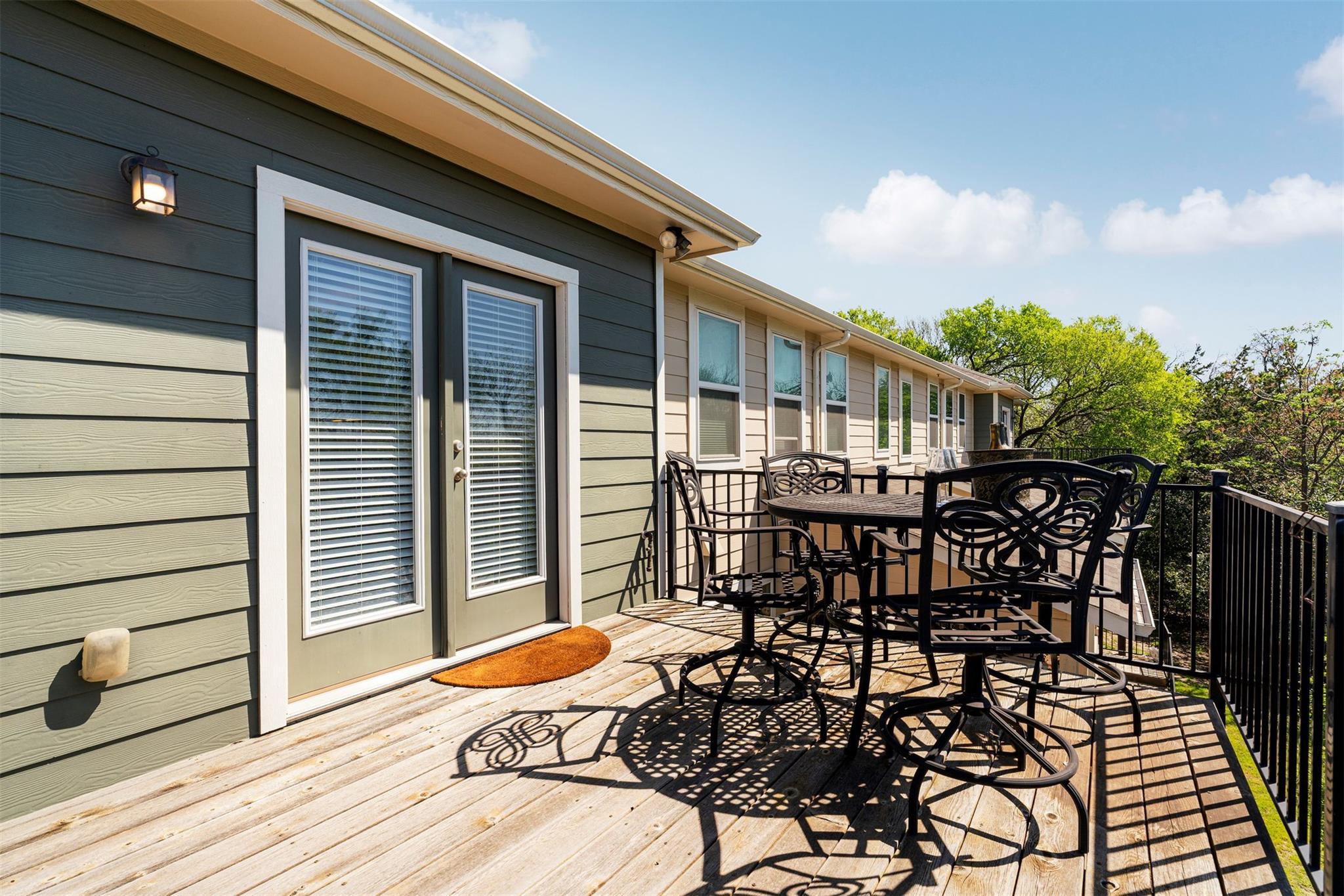 207 Bridgeford Dr # 16, Austin, TX 78745