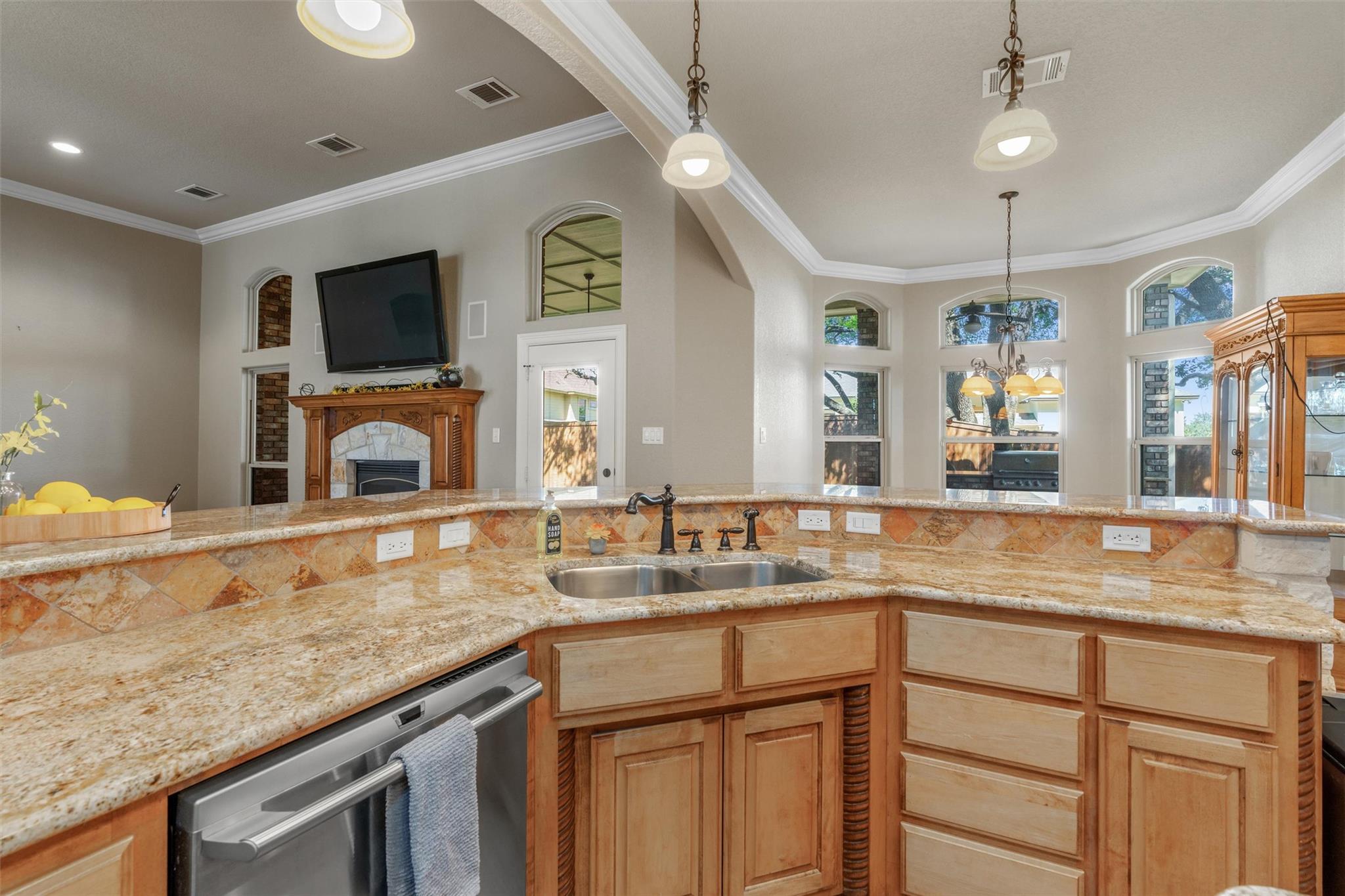 8006 Ridgeway Ct, Nolanville, TX 76559