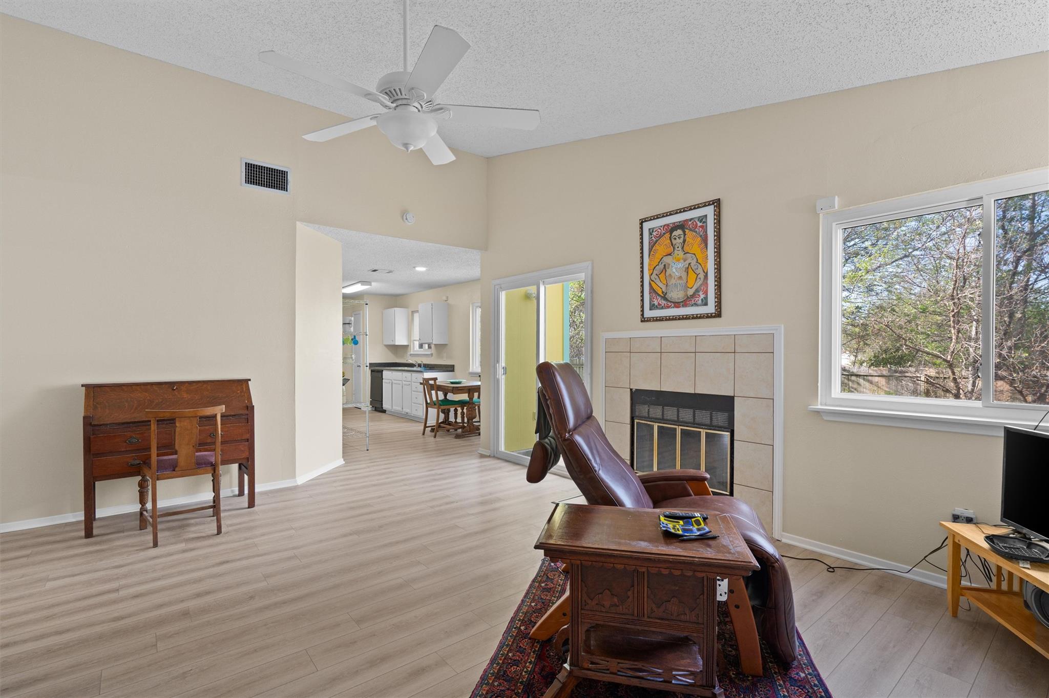 1403 Alma Dr, Austin, TX 78753