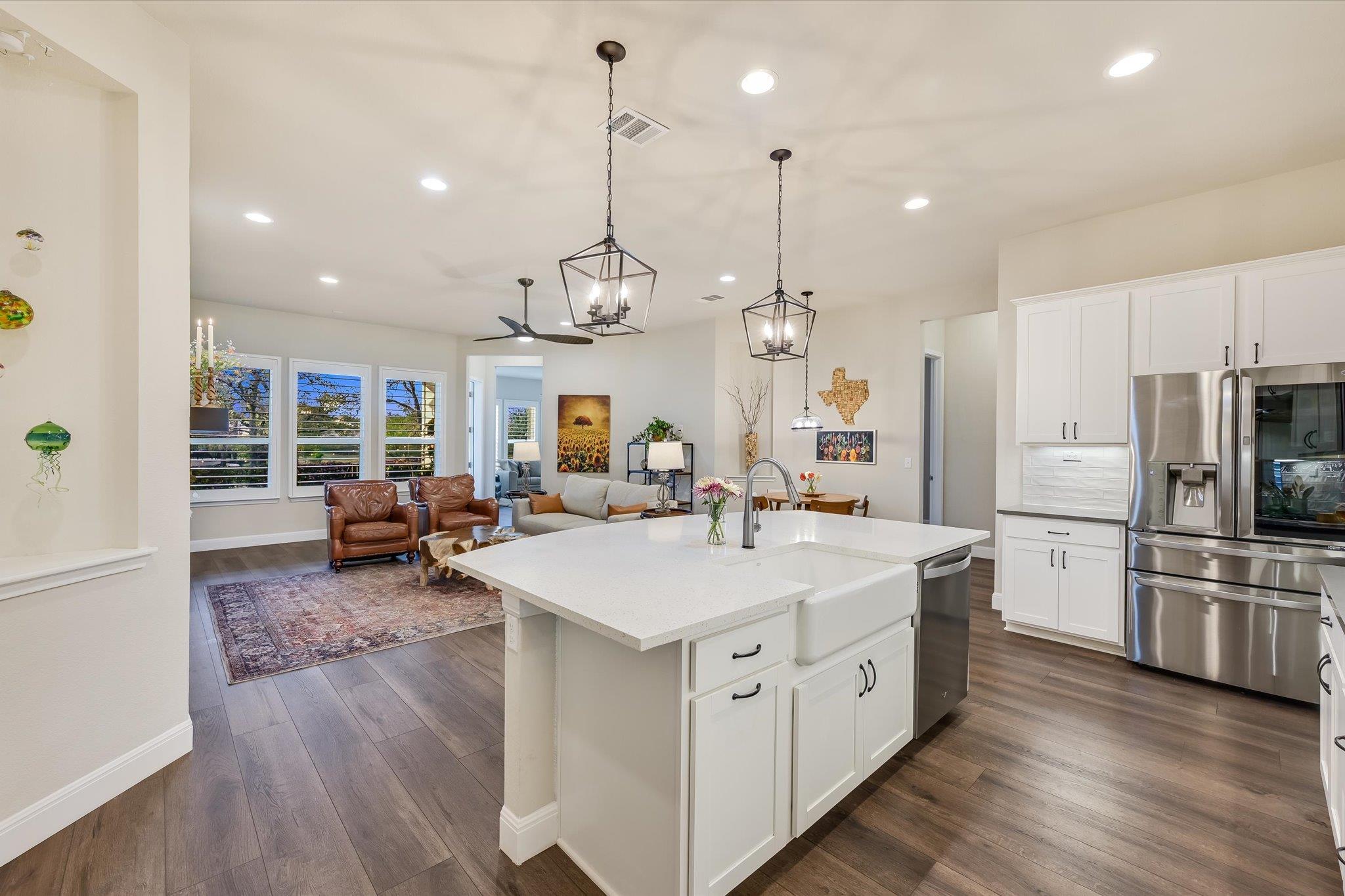 125 Ridgeview Ct, Georgetown, TX 78628