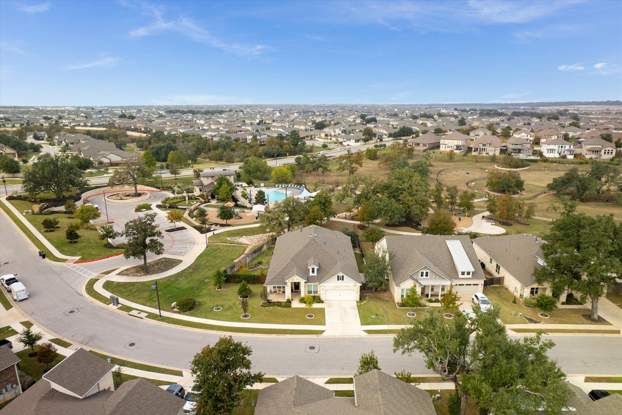 125 Ridgeview Ct, Georgetown, TX 78628