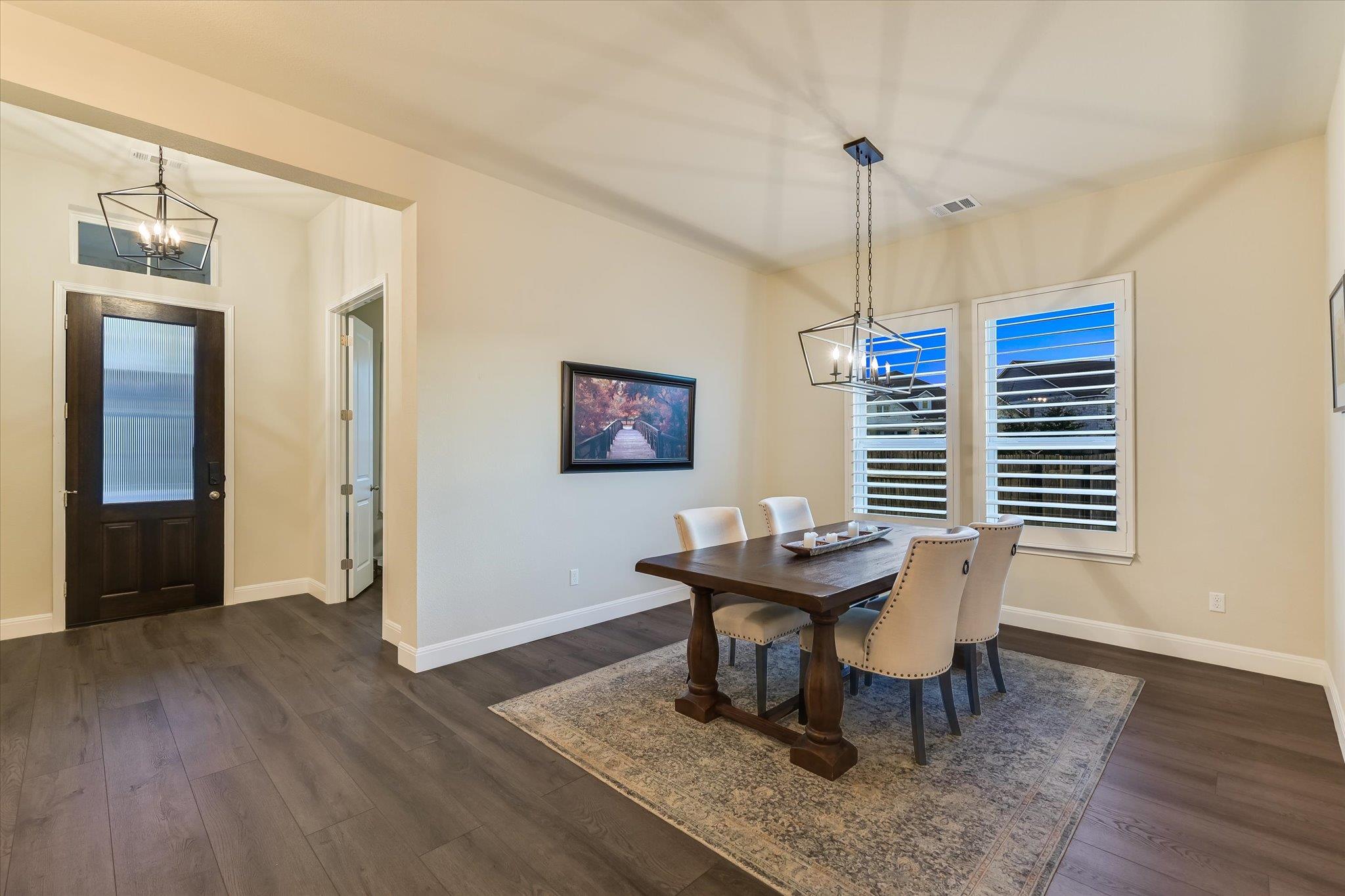 125 Ridgeview Ct, Georgetown, TX 78628