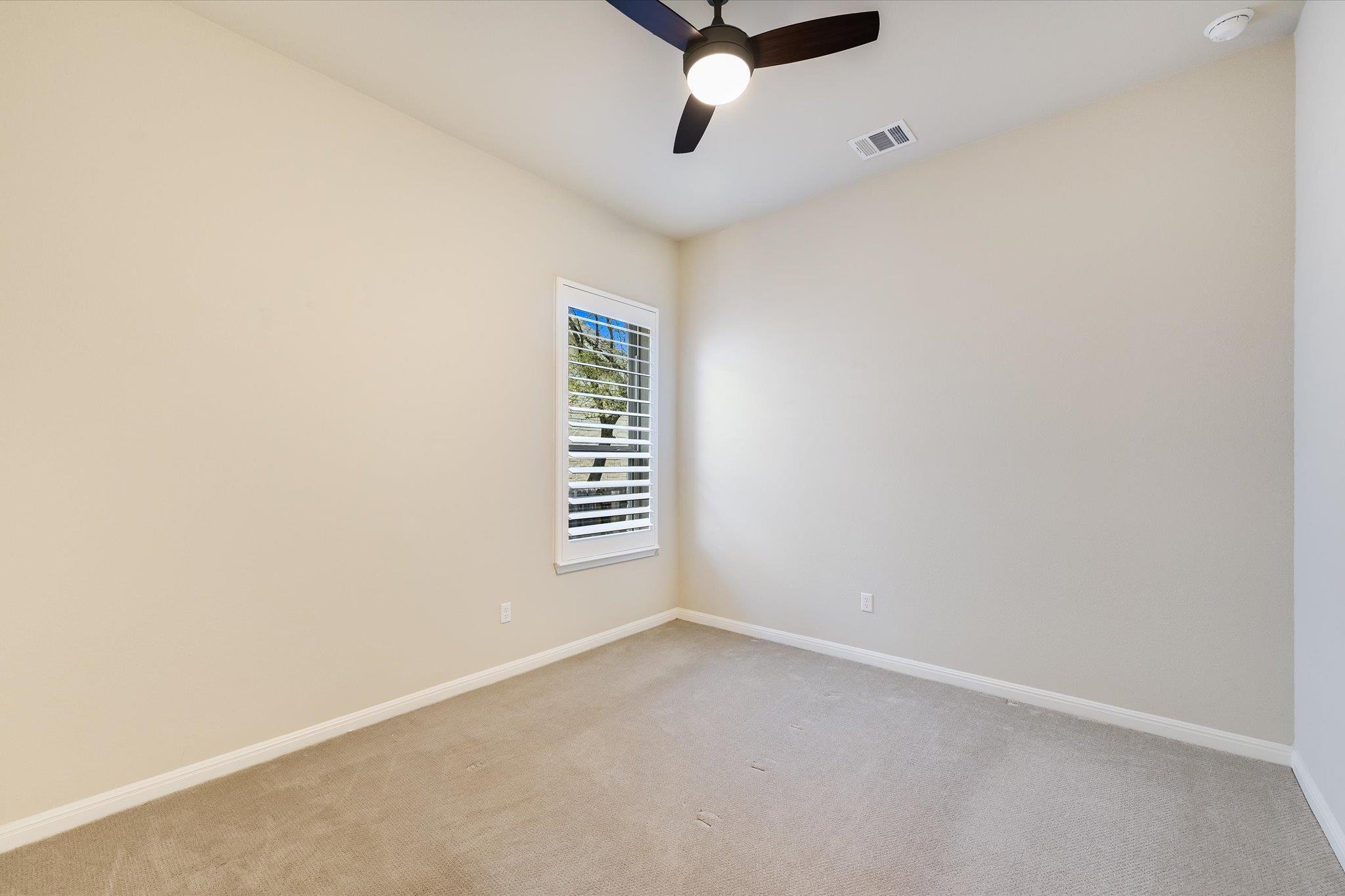 125 Ridgeview Ct, Georgetown, TX 78628