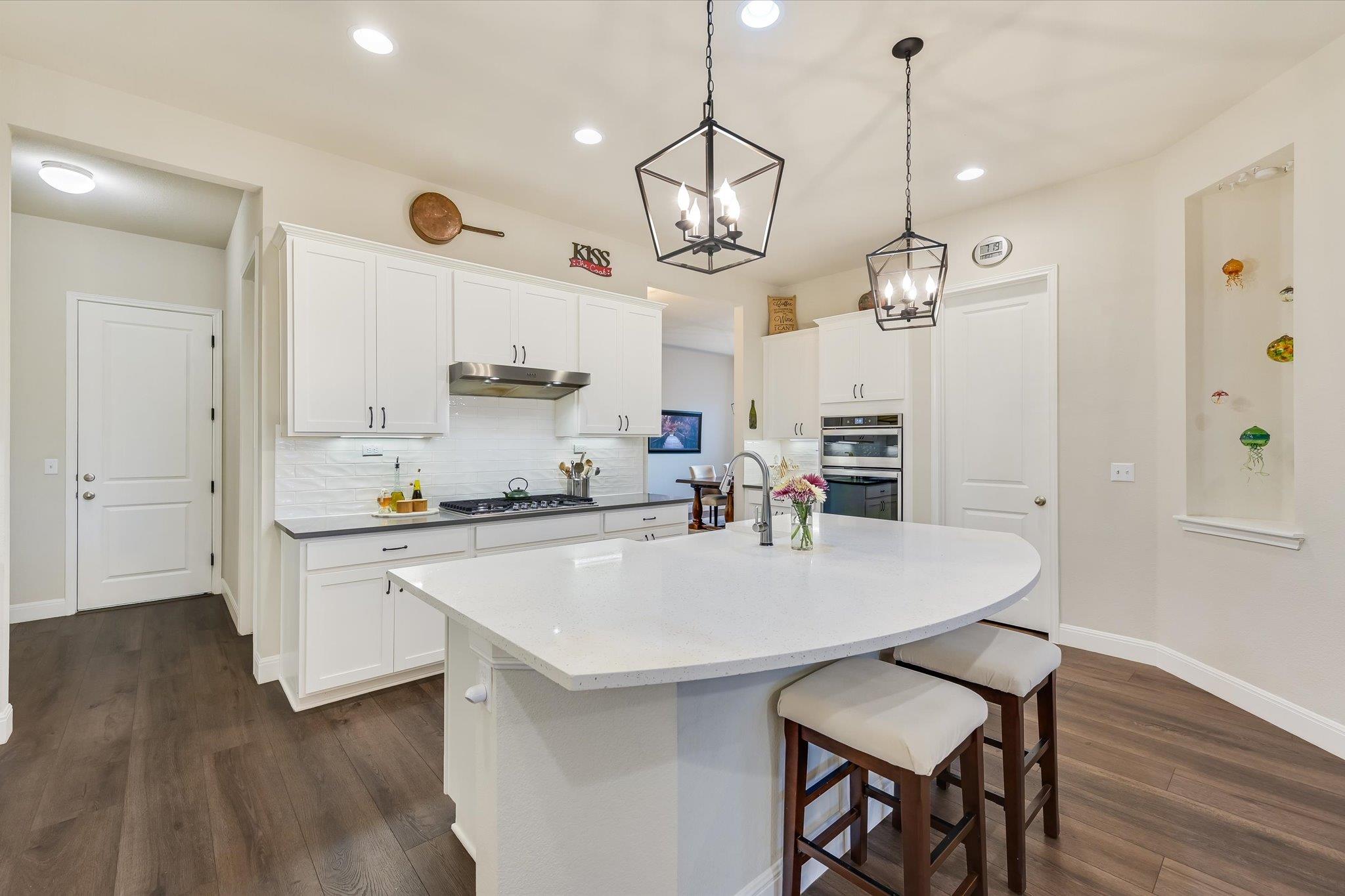 125 Ridgeview Ct, Georgetown, TX 78628